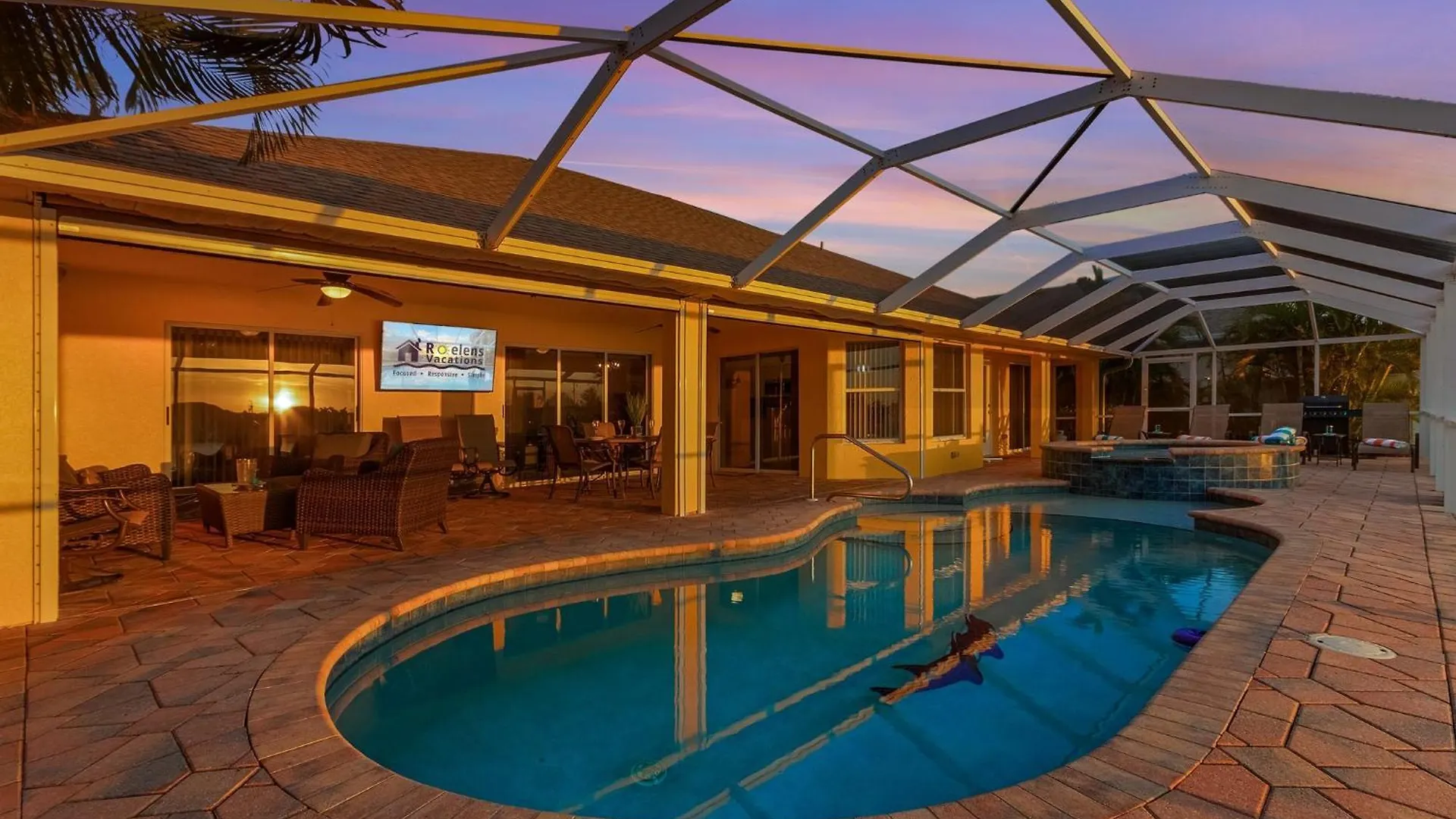 Sundown - Spectacular Sunsets - - Roelens Vacations Holiday home *