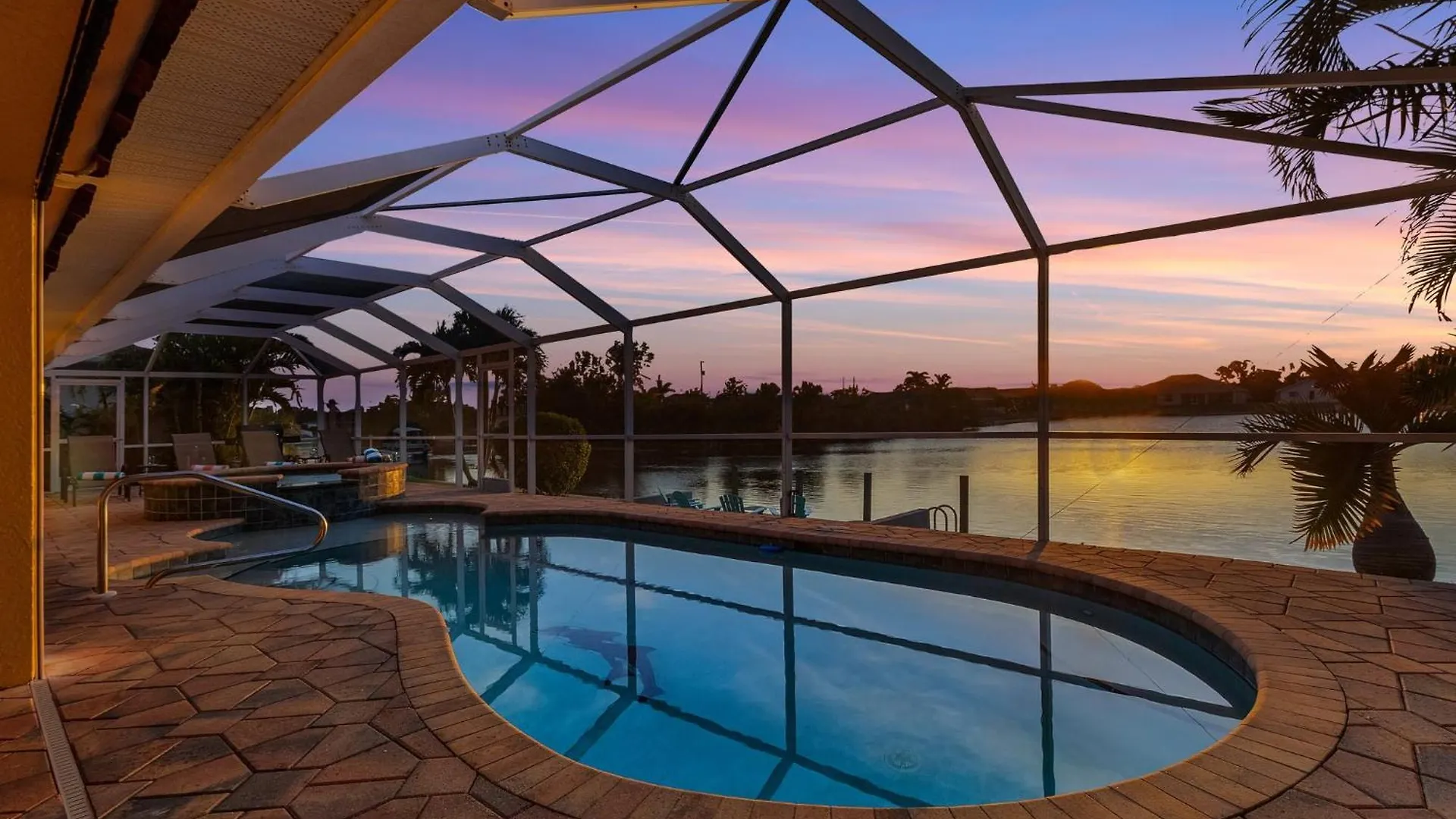 Holiday home Sundown - Spectacular Sunsets - - Roelens Vacations Cape Coral
