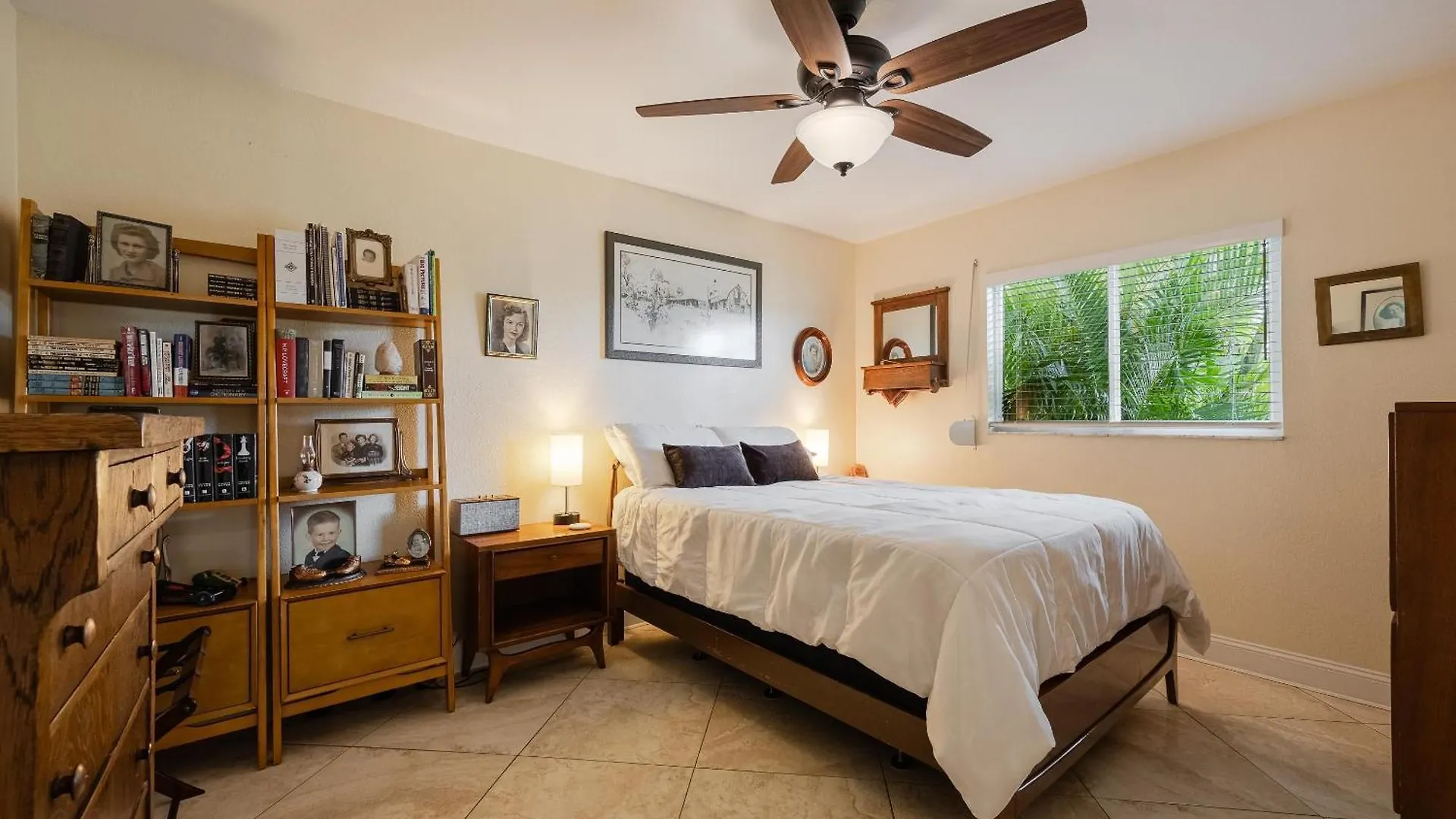 Serenity Now Is The Picture-perfect Pet Friendly For And Your Loved Ones! Cape Coral