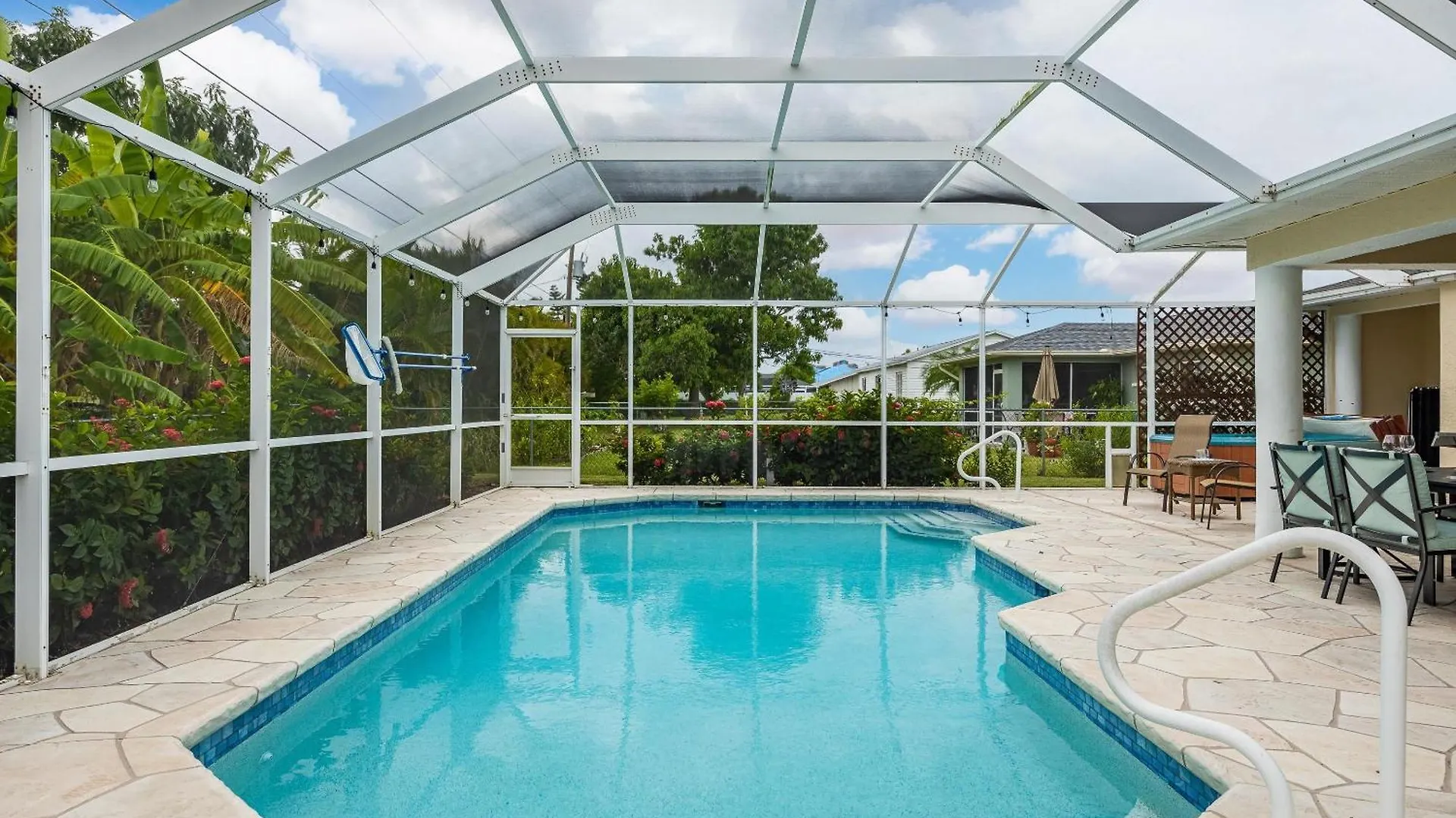 Holiday home Serenity Now Is The Picture-perfect Pet Friendly For And Your Loved Ones! *
