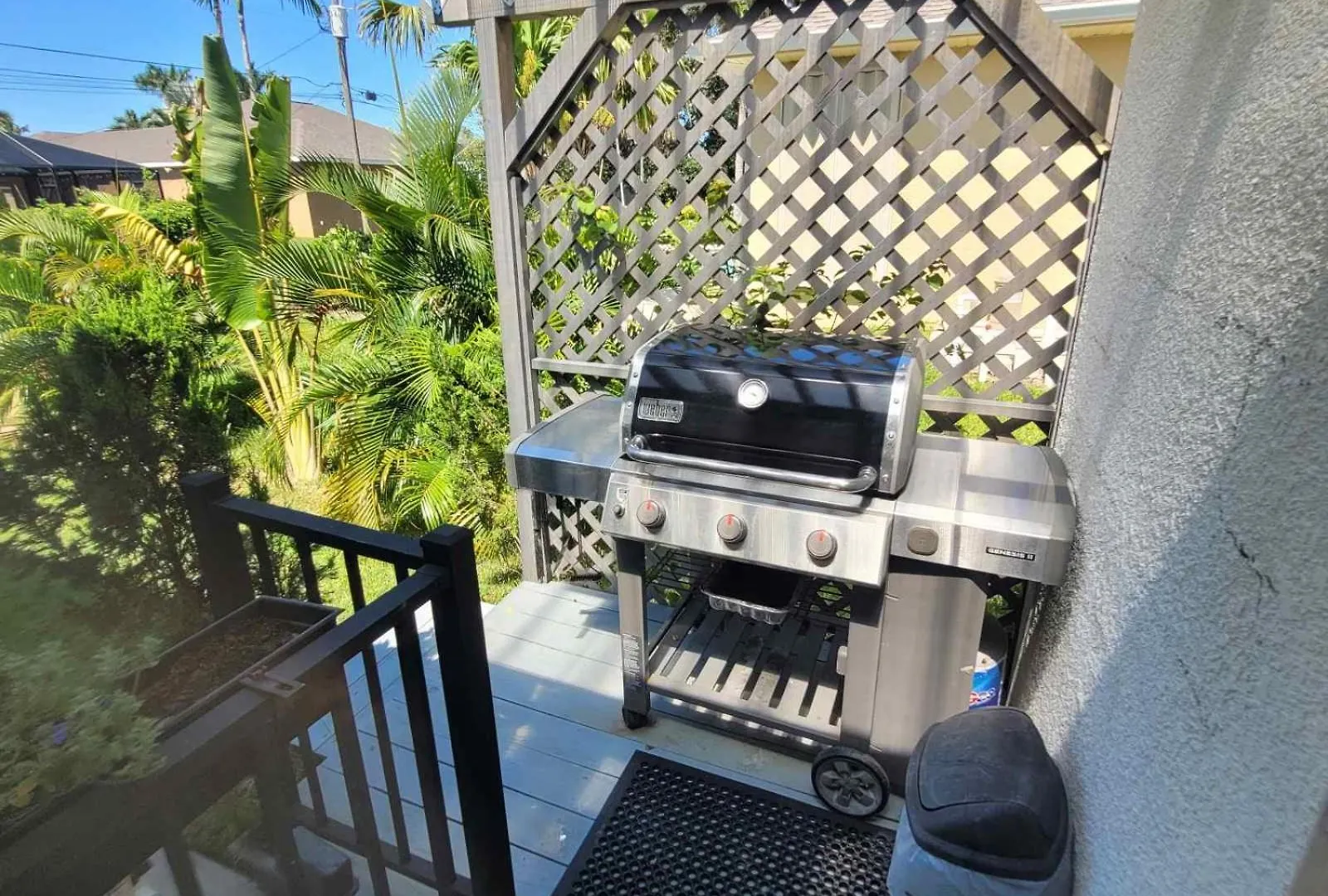 2 Private Cabanas With A Private Pool And Outdoor Kitchen