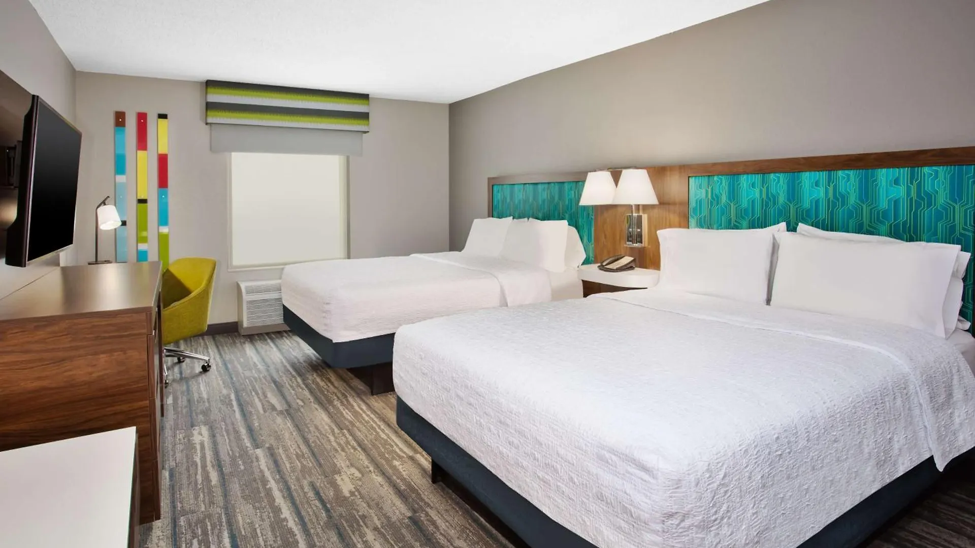 Hampton & / Myers Hotell