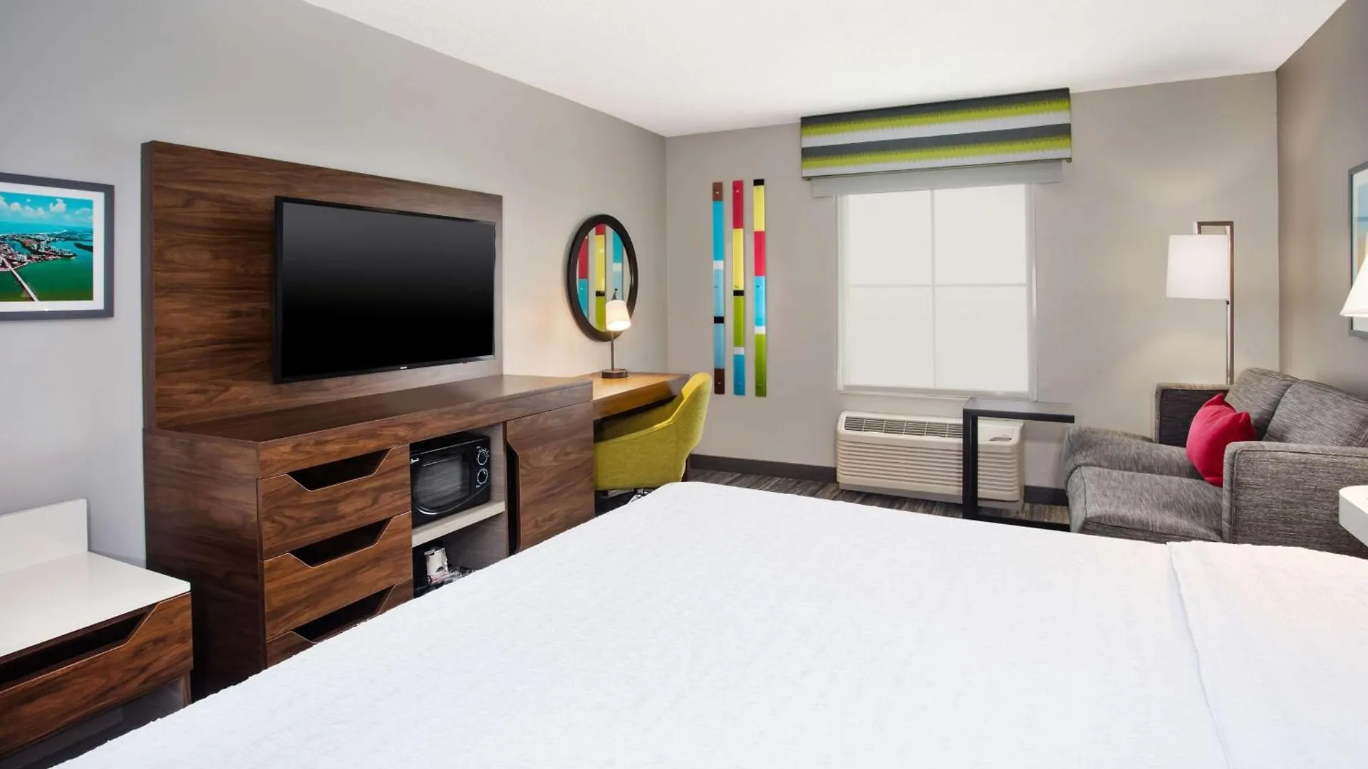 Hampton & / Myers Hotell 3*