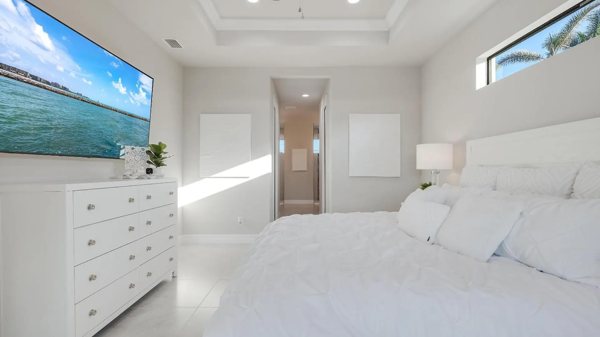 Holiday home Heated Pool, Kayaks, Brand New Home, Sleeps 6 - Luxuria Blanca