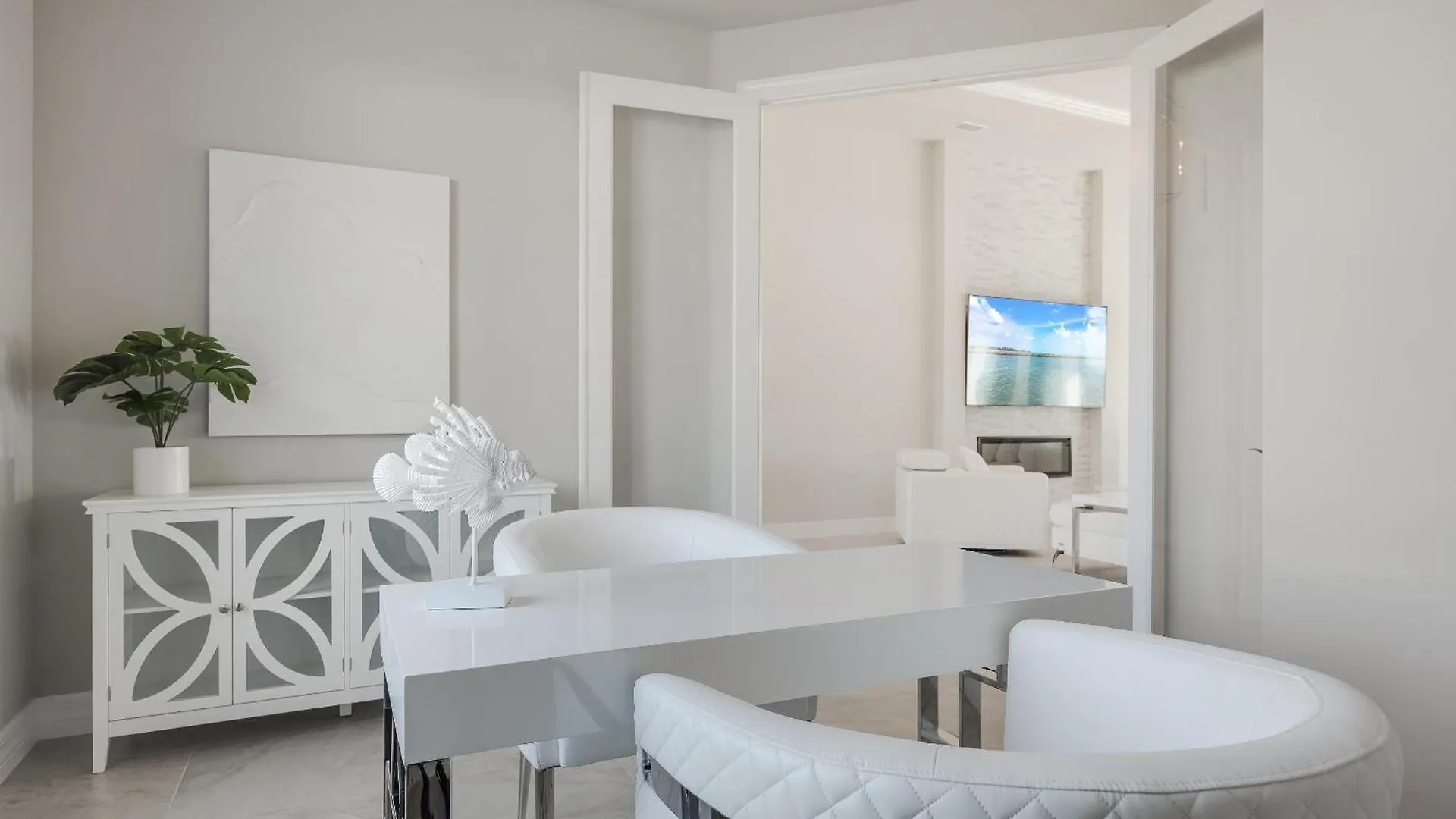 Holiday home Heated Pool, Kayaks, Brand New Home, Sleeps 6 - Luxuria Blanca *
