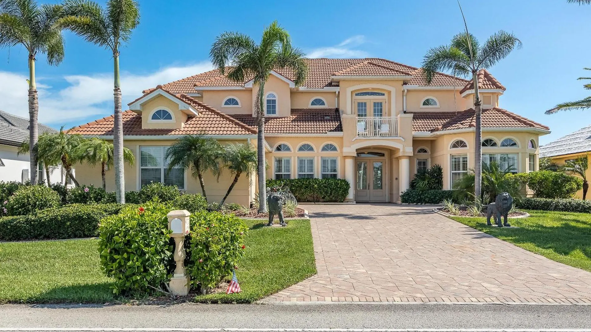 Southern Serenity * Cape Coral