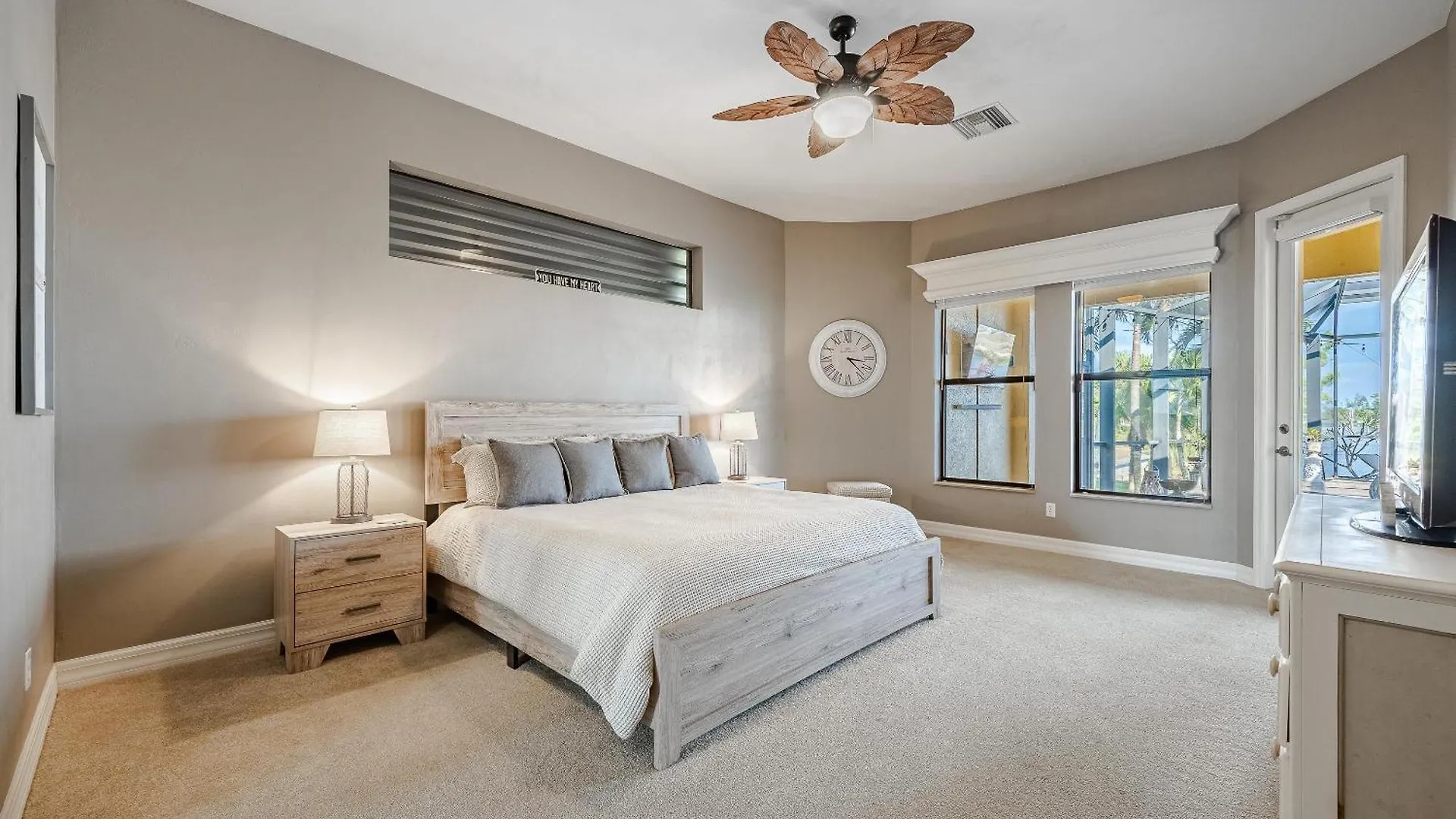 Fresh Water Canal, Kayaks, Heated Pool - Windows On The Water - Roelens Vacations