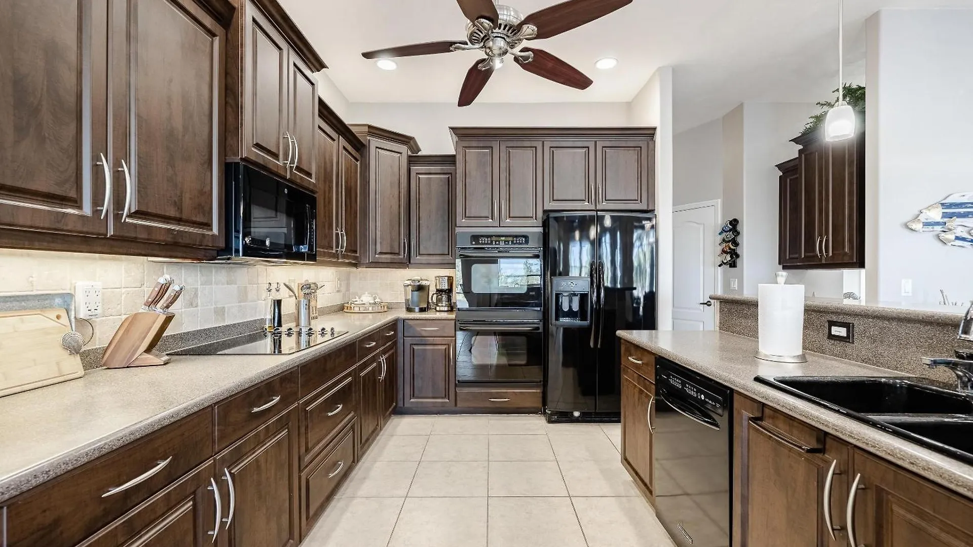 Holiday home Fresh Water Canal, Kayaks, Heated Pool - Windows On The Water - Roelens Vacations Cape Coral
