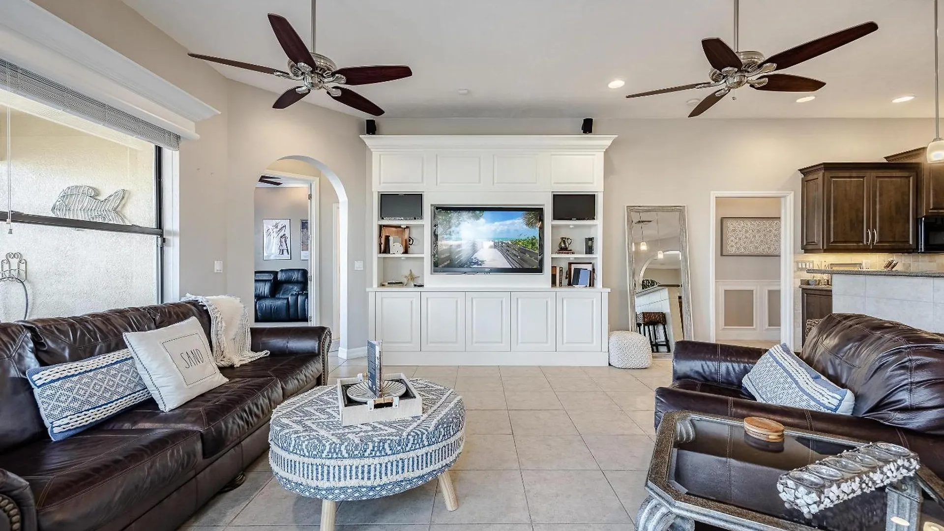 Fresh Water Canal, Kayaks, Heated Pool - Windows On The Water - Roelens Vacations *