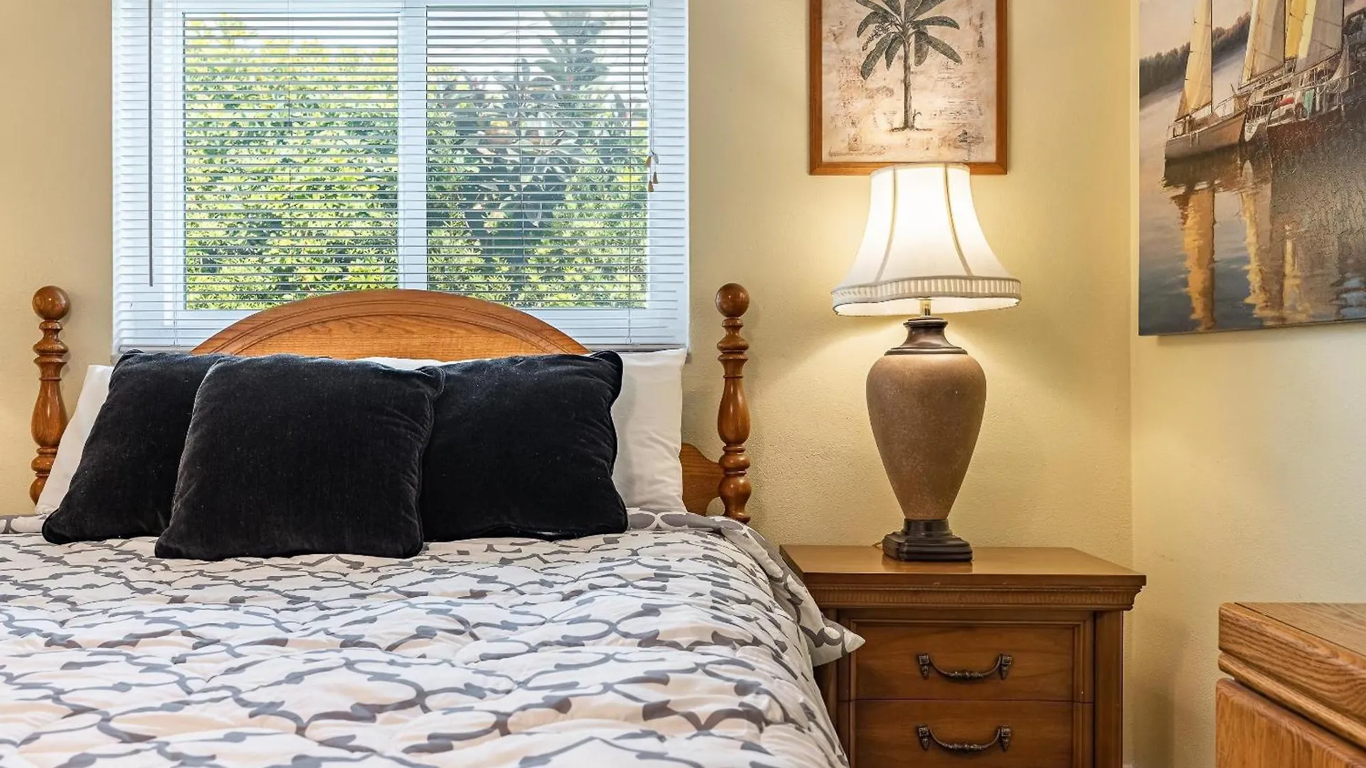 Sweet Life- Roelens Vacations Holiday home Cape Coral