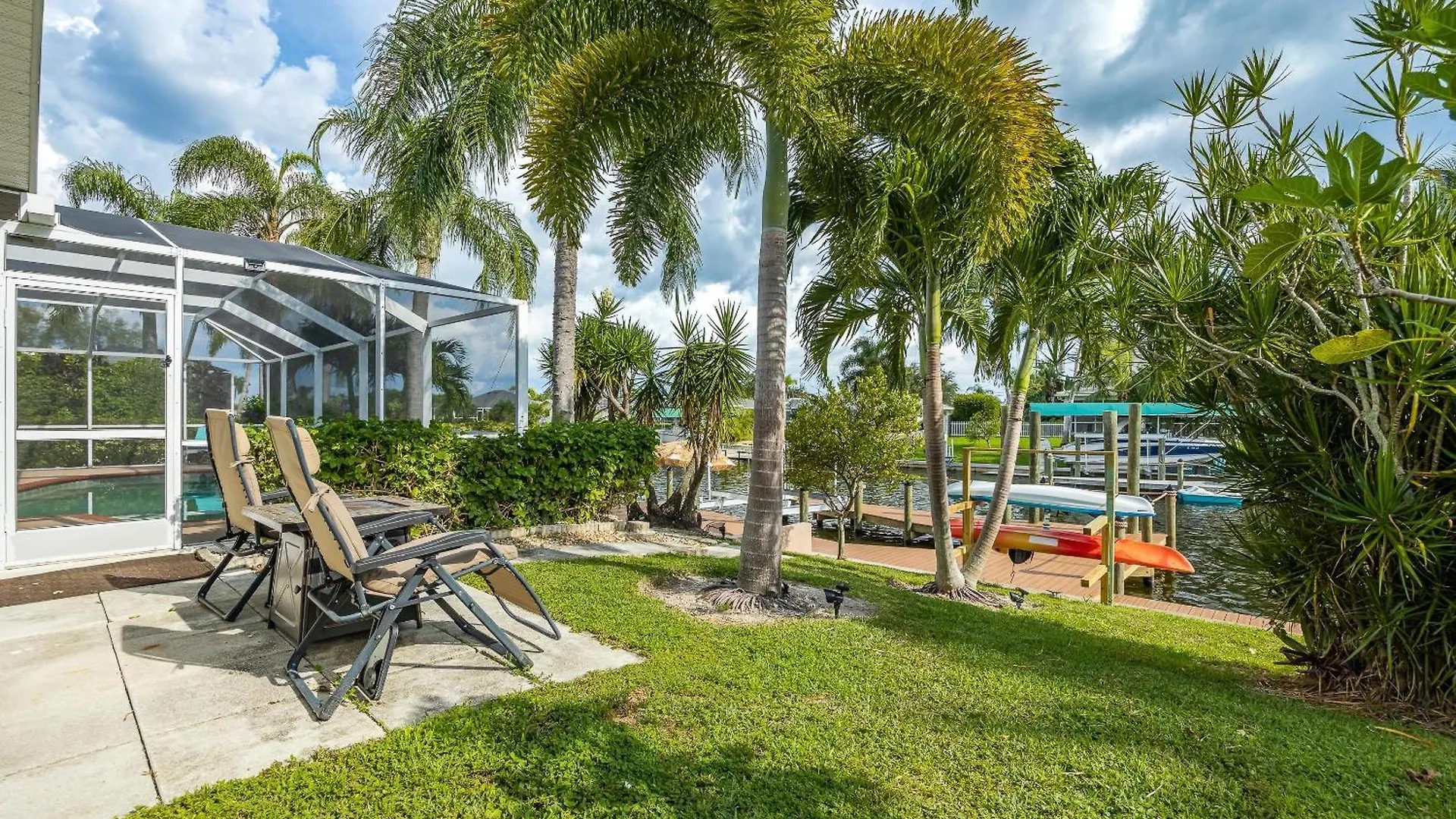 Sweet Life- Roelens Vacations Cape Coral