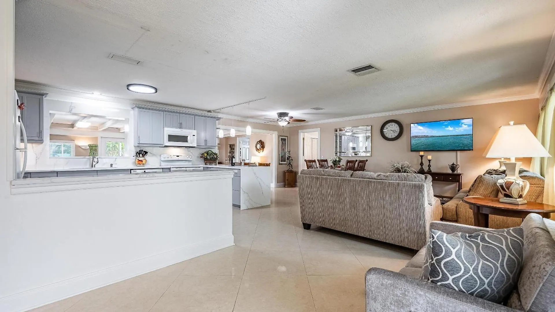 Sweet Life- Roelens Vacations * Cape Coral