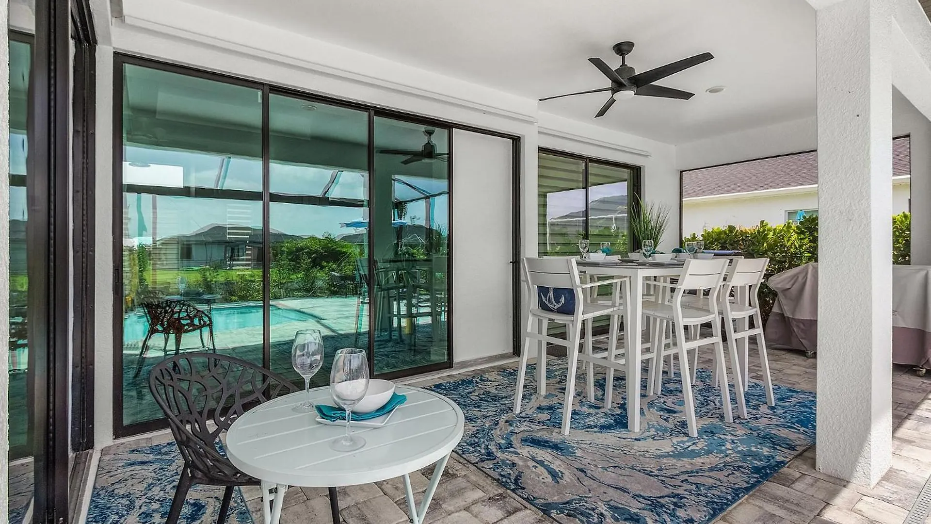 Beautiful Spacious New On A Salt Water Canal, Sleep 10 Cape Coral