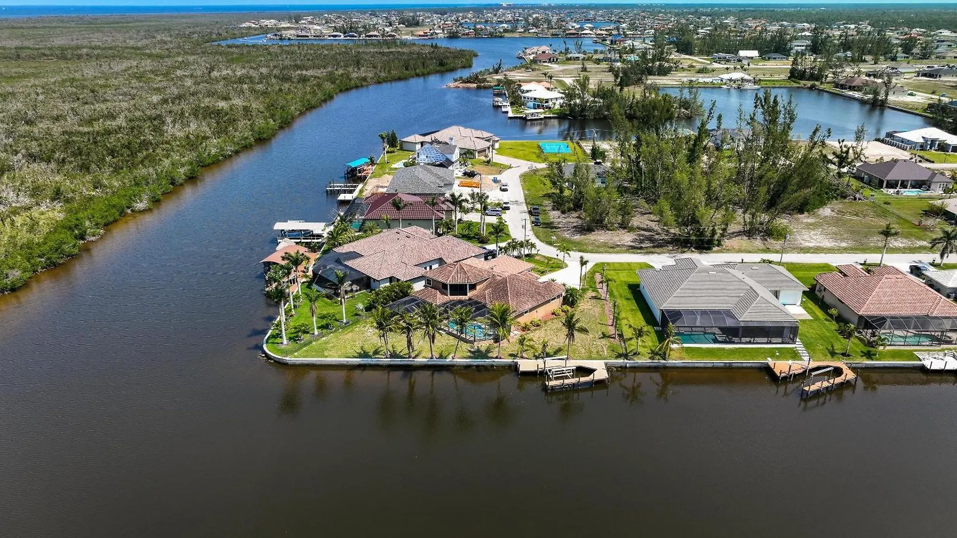 Heated Pool And Spa, Sleeps 16! - Mangrove *