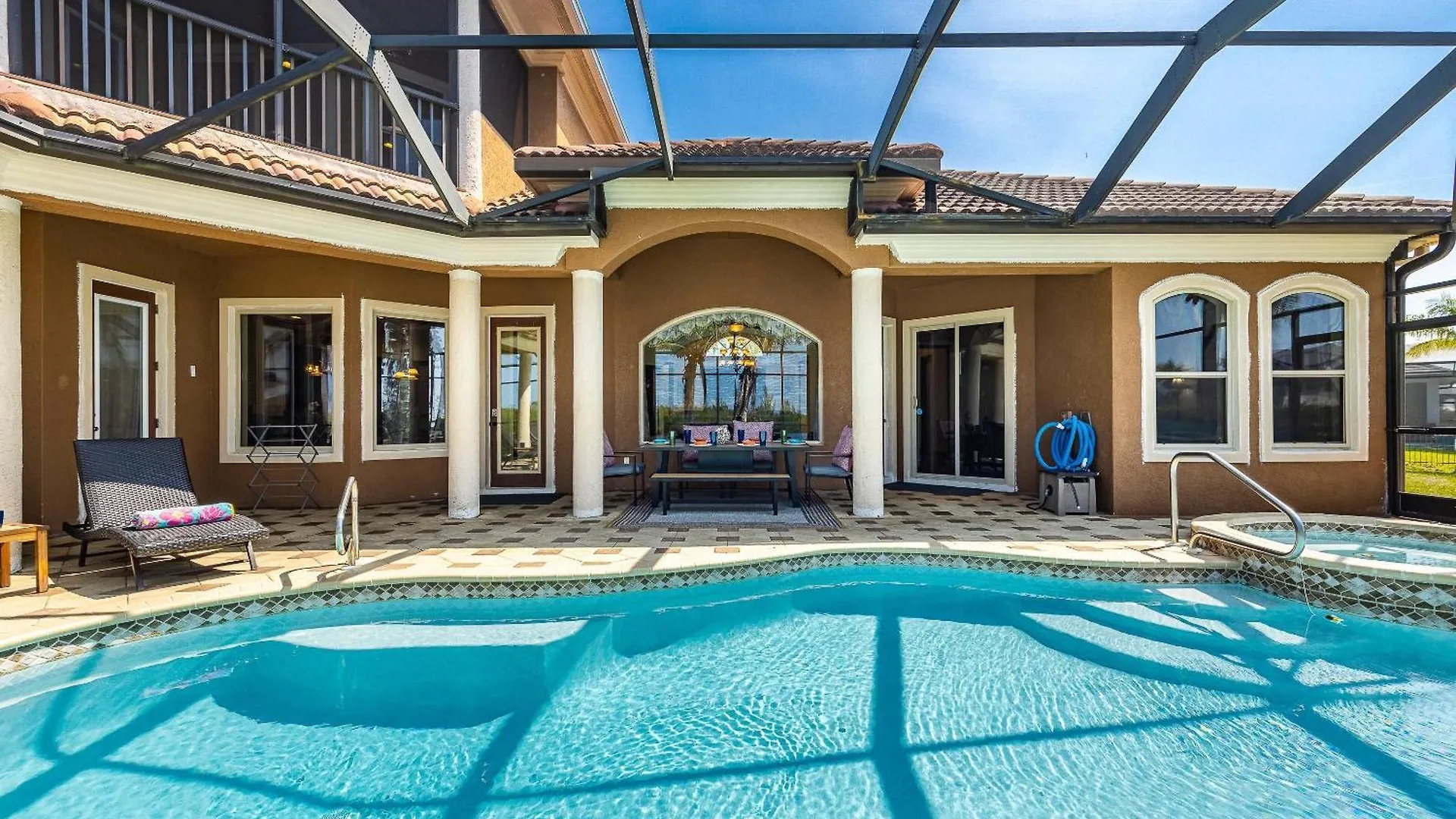 Holiday home Heated Pool And Spa, Sleeps 16! - Mangrove