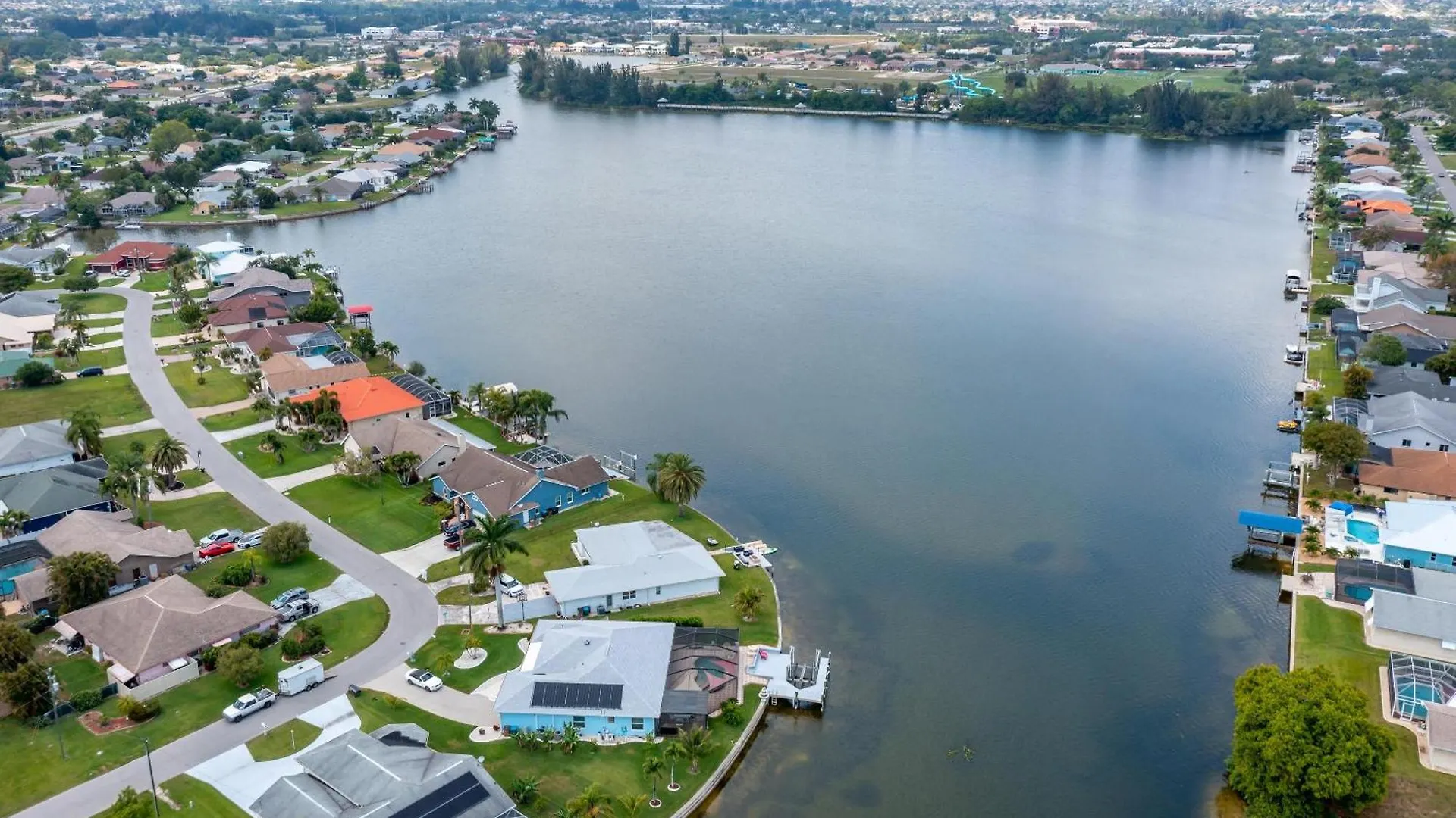 Holiday home Custom Heated Pool, Kayaks, Bikes, & Spectacular Views - Lakeside Oasis - Roelens Vacations *