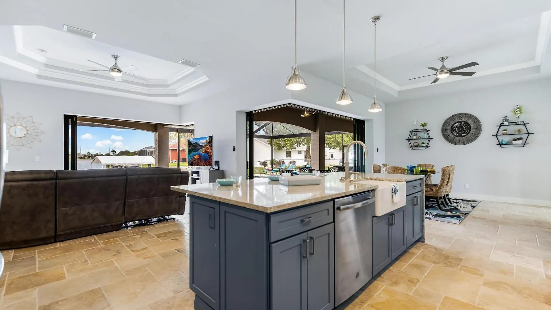 Custom Heated Pool, Kayaks, Bikes, & Spectacular Views - Lakeside Oasis - Roelens Vacations