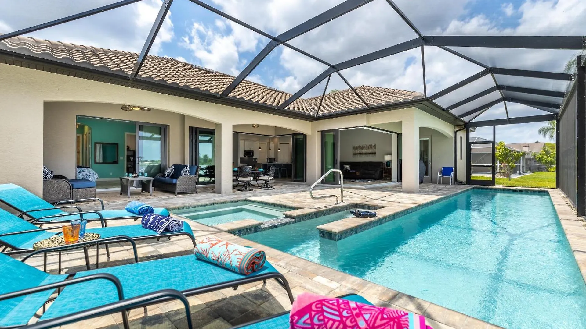 Holiday home Custom Heated Pool, Kayaks, Bikes, & Spectacular Views - Lakeside Oasis - Roelens Vacations