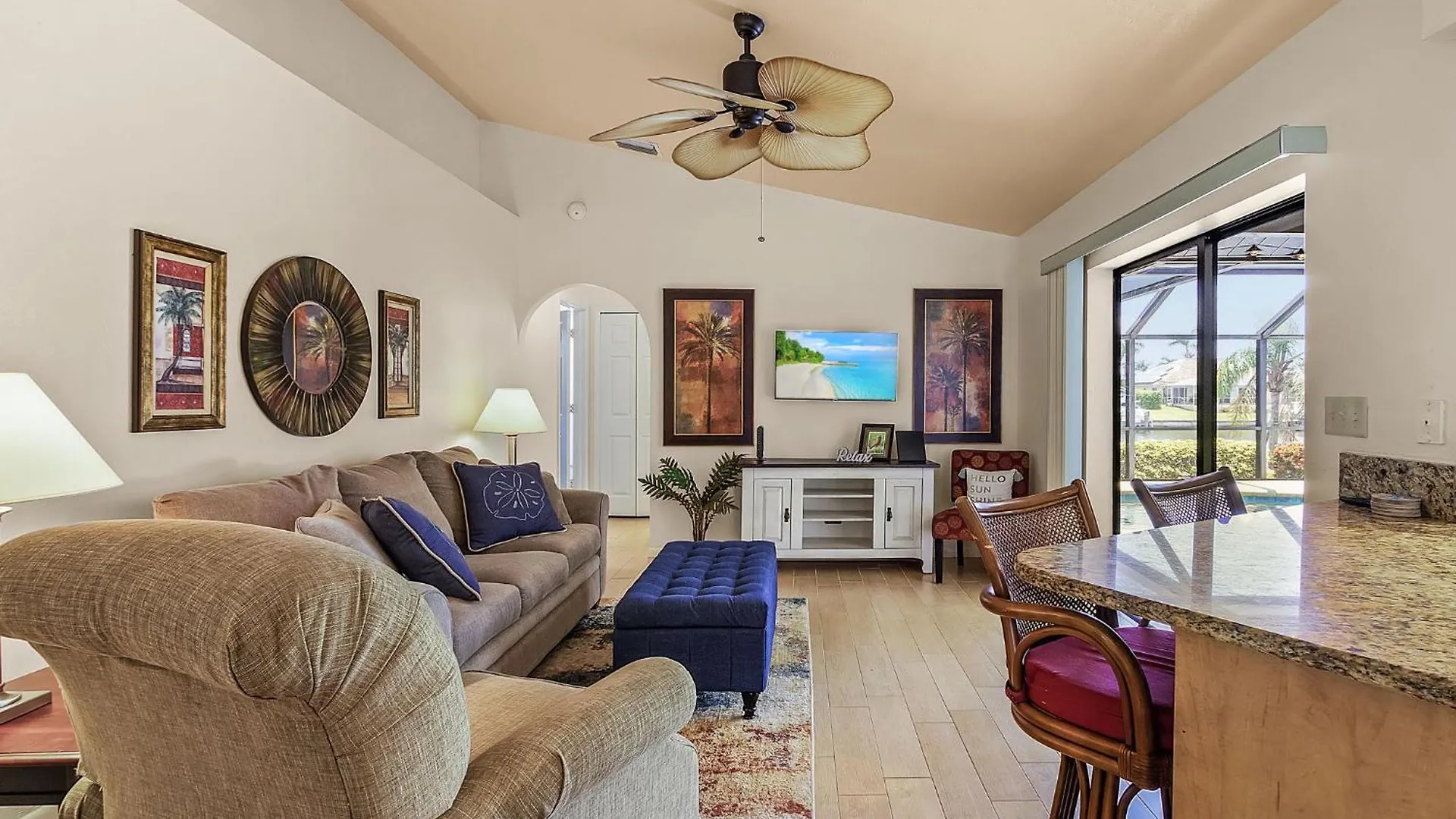 Holiday home Canal Views, Heated Pool, Sleeps 8! - Magenta Sky And Key Lime Pie *