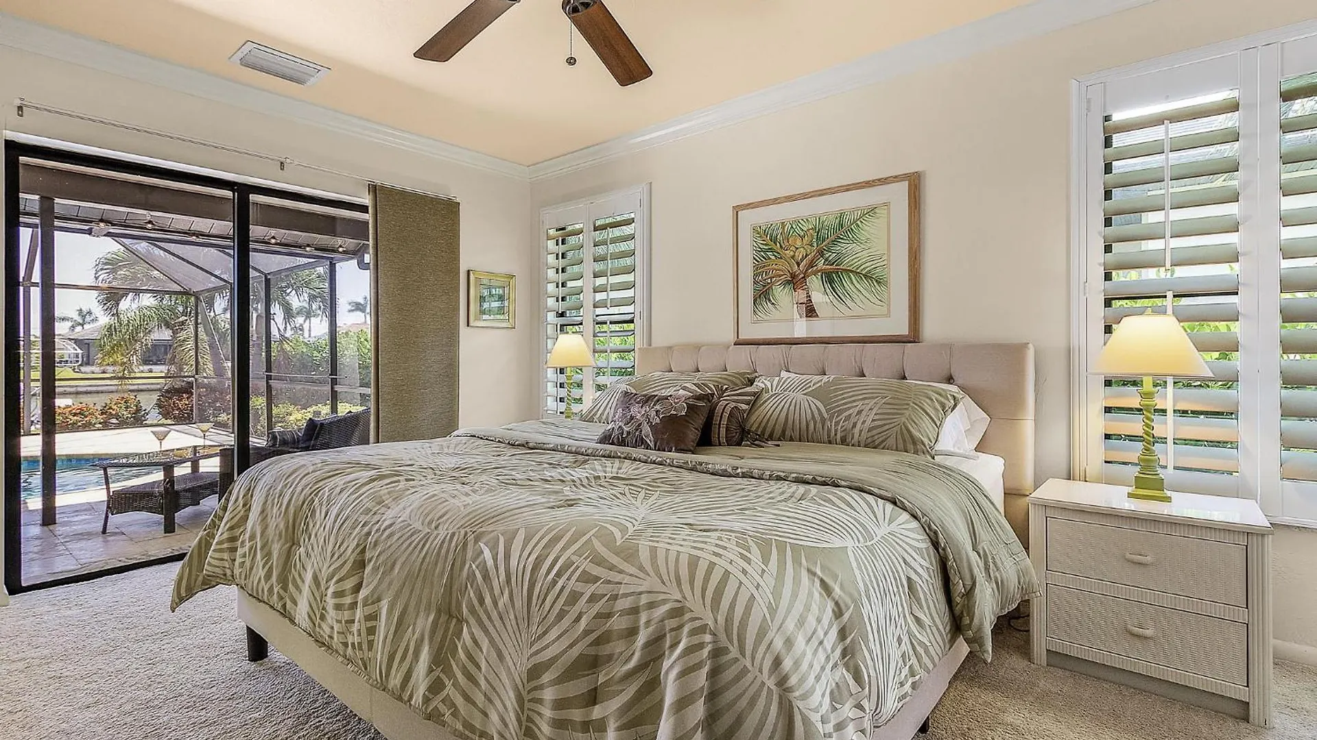 Holiday home Canal Views, Heated Pool, Sleeps 8! - Magenta Sky And Key Lime Pie