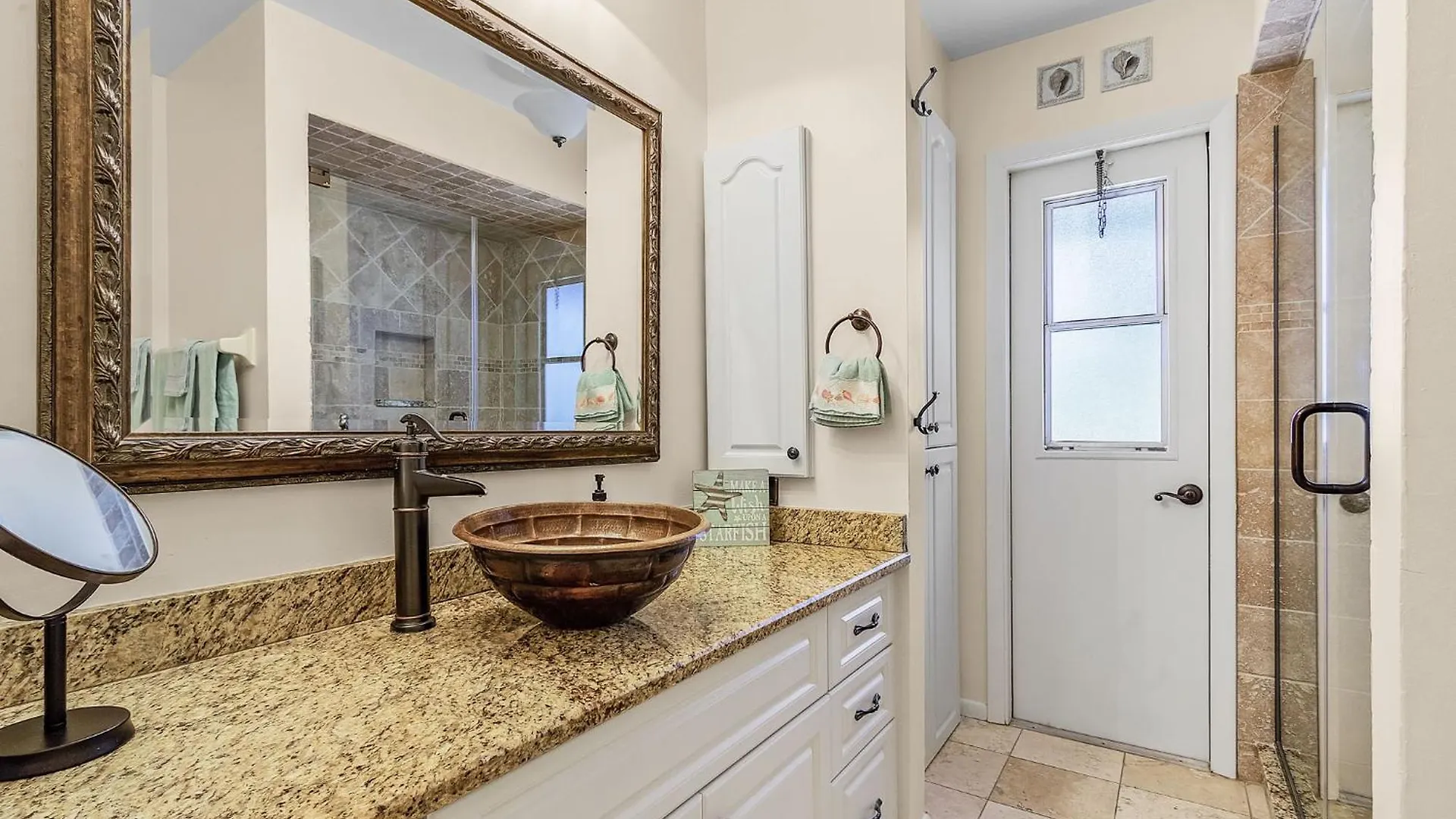 Canal Views, Heated Pool, Sleeps 8! - Magenta Sky And Key Lime Pie Holiday home