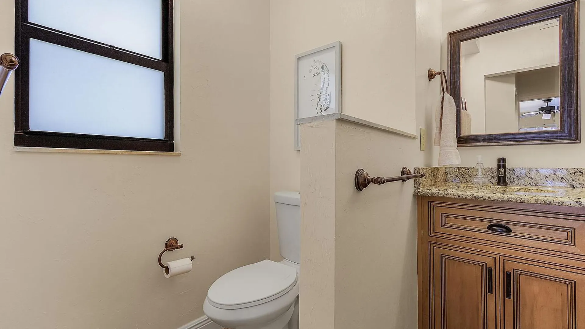 Canal Views, Heated Pool, Sleeps 8! - Magenta Sky And Key Lime Pie Holiday home