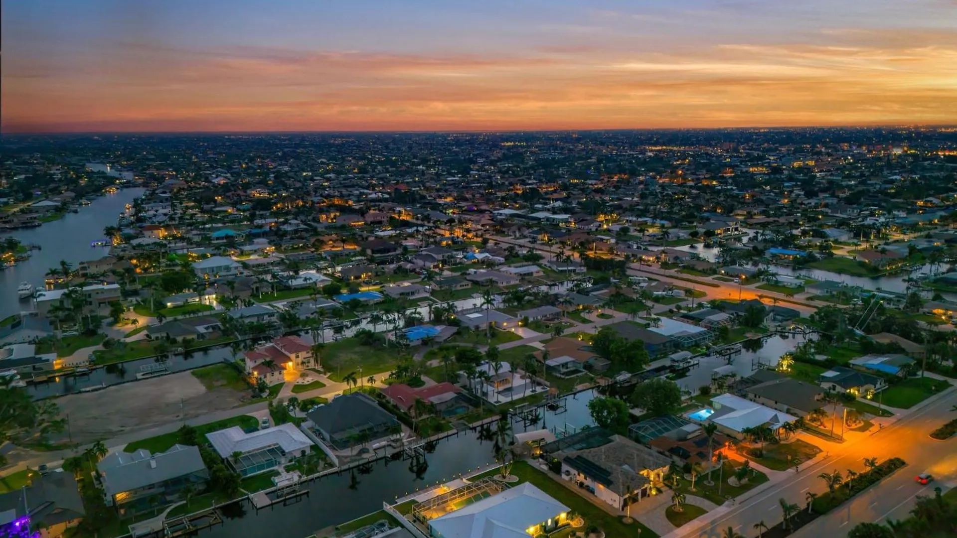 Gulf Access, Pool Table, Heated Pool, Sleeps 12 - Dolphin Sunset Holiday home