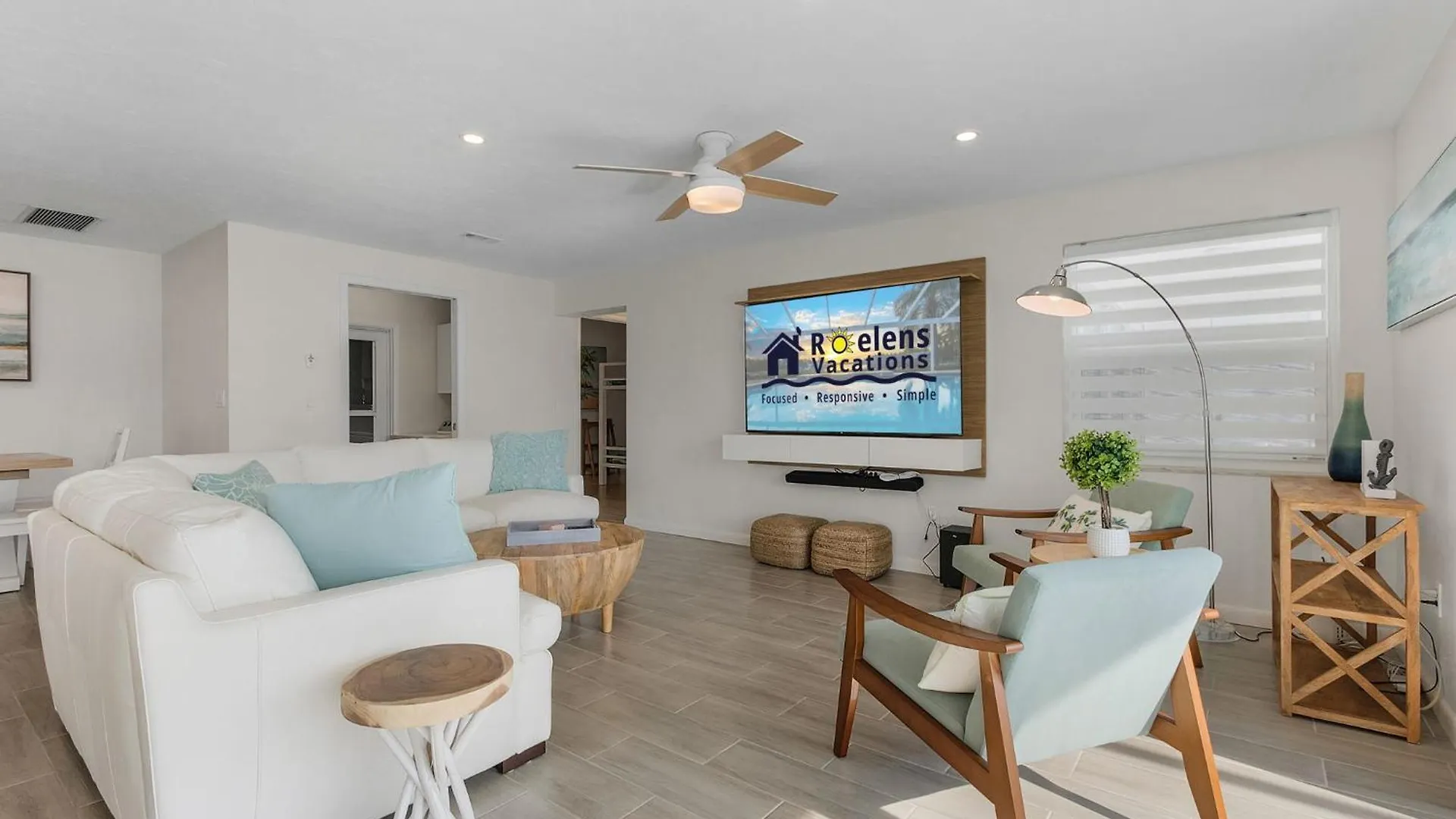 Gulf Access, Pool Table, Heated Pool, Sleeps 12 - Dolphin Sunset Holiday home Cape Coral