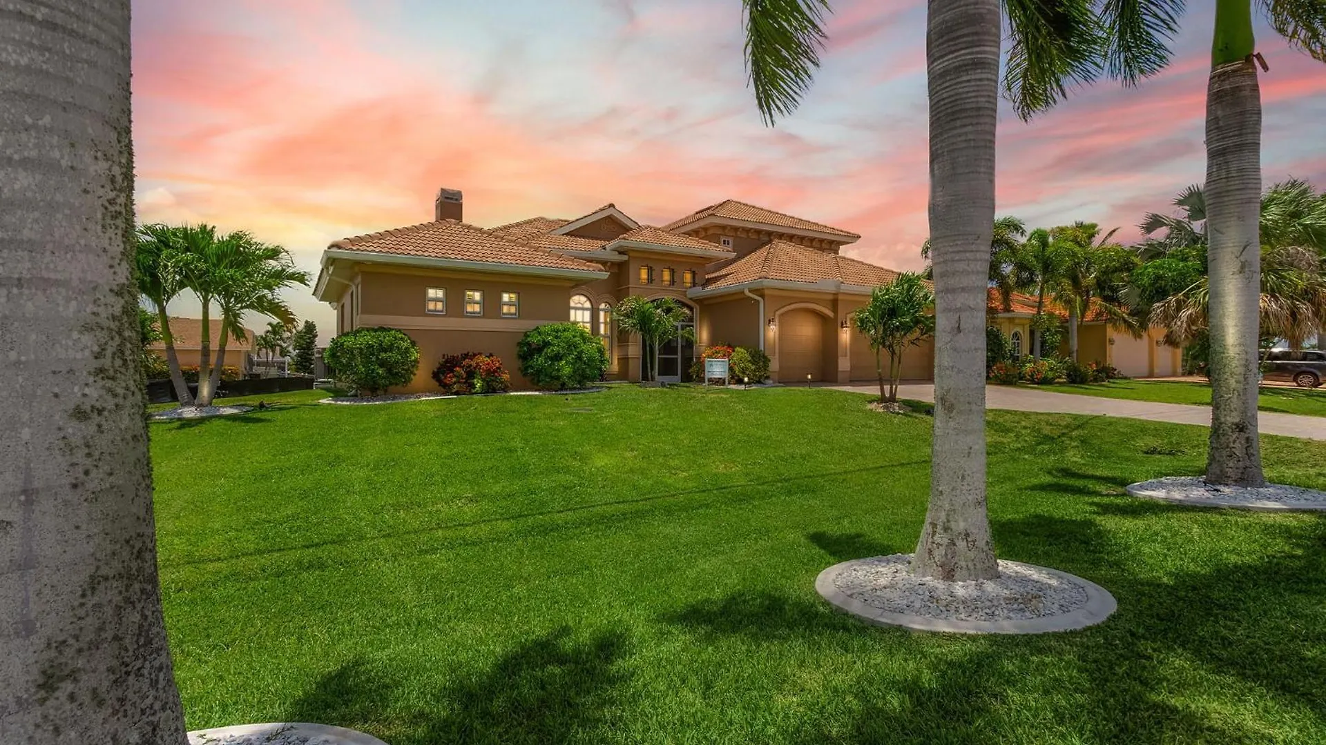 Private Luxury With Heated Pool & Spa, Game Room, & Kayaks - Coral Breeze - Roelens Holiday home