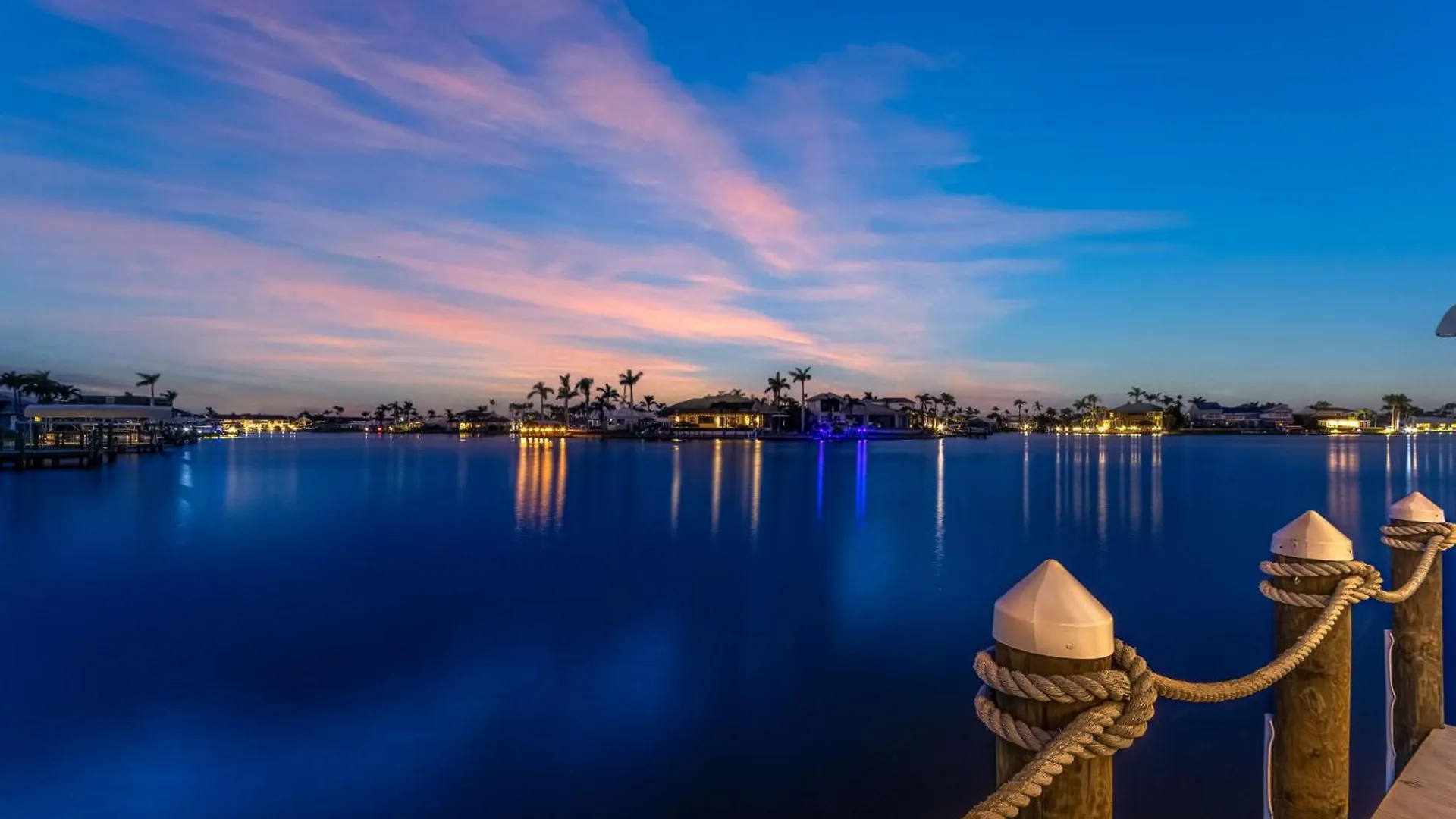 Bluewave Bay - Roelens Vacations Cape Coral