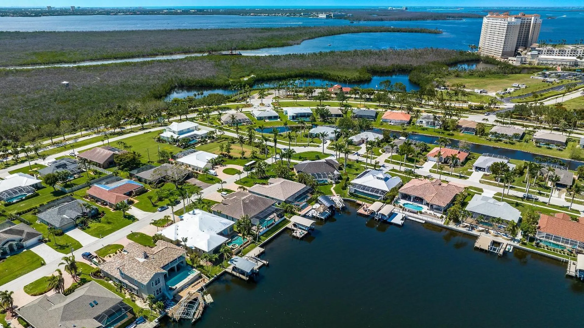 Holiday home Bluewave Bay - Roelens Vacations Cape Coral