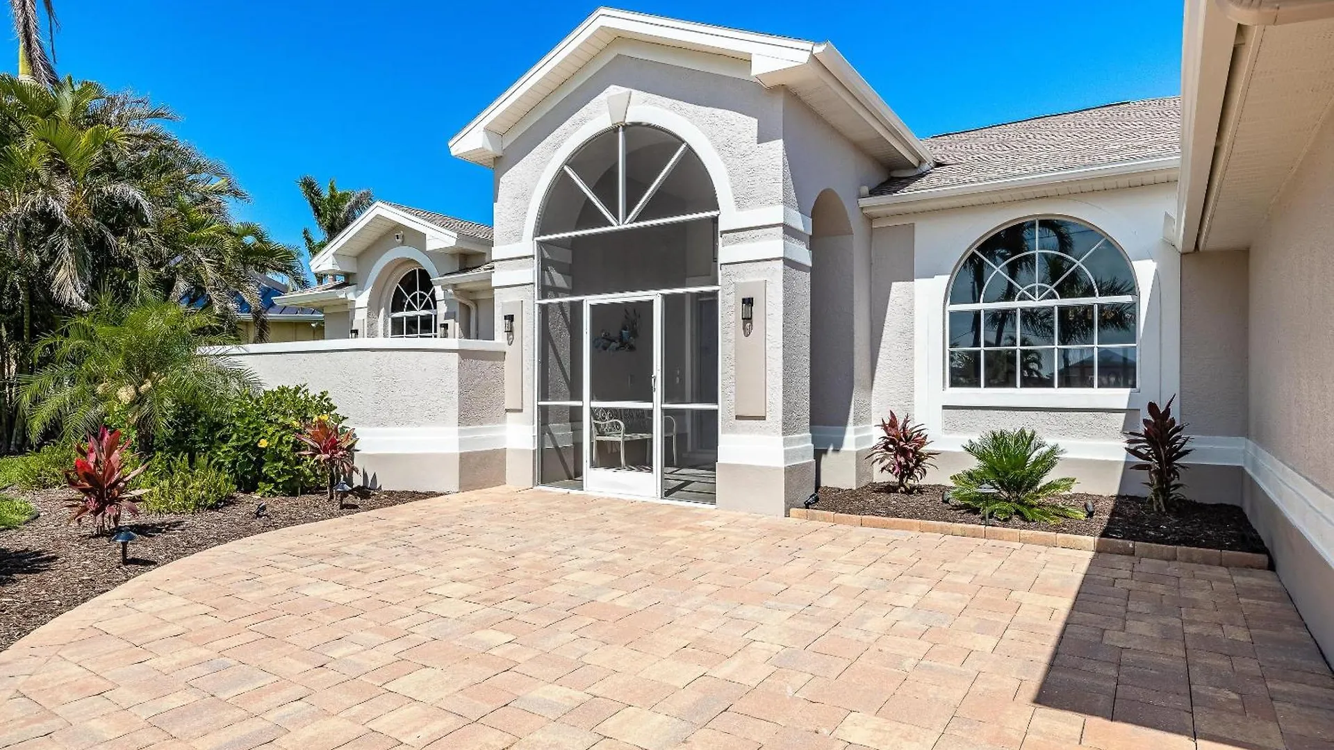 Bluewave Bay - Roelens Vacations Holiday home