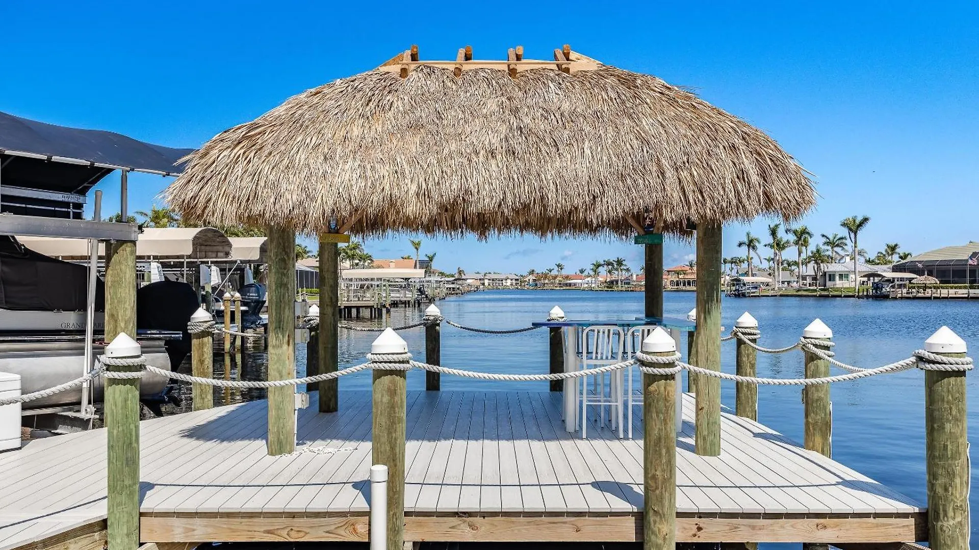 Bluewave Bay - Roelens Vacations Cape Coral
