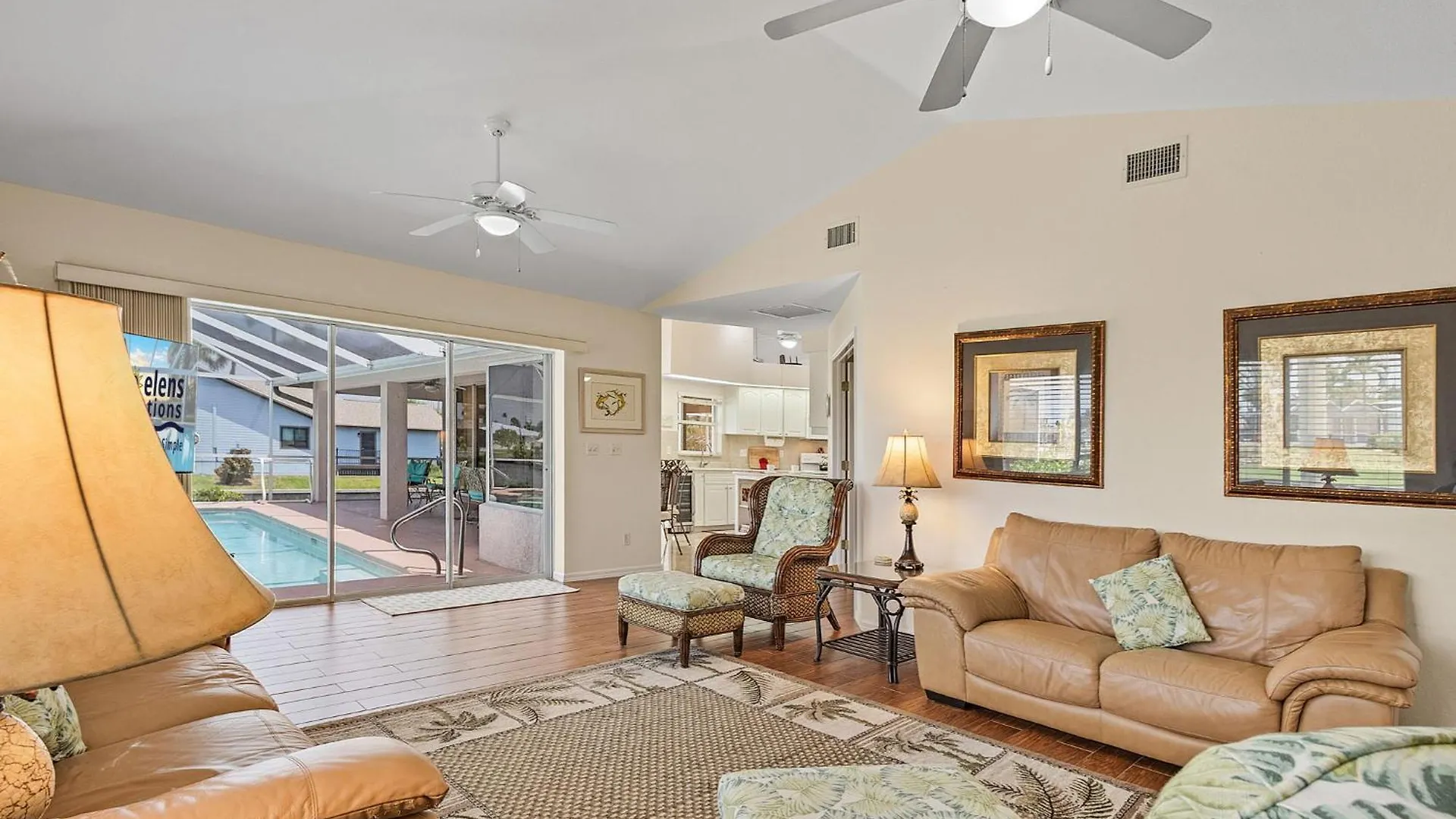 Holiday home Canal, Pool, Great Canal Views, Bicycles, Sleeps 7 - Edgewater Oasis