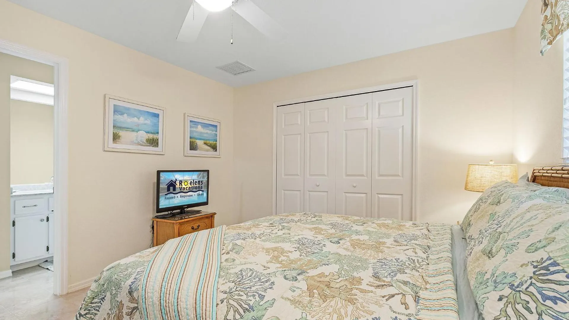 Holiday home Canal, Pool, Great Canal Views, Bicycles, Sleeps 7 - Edgewater Oasis Cape Coral