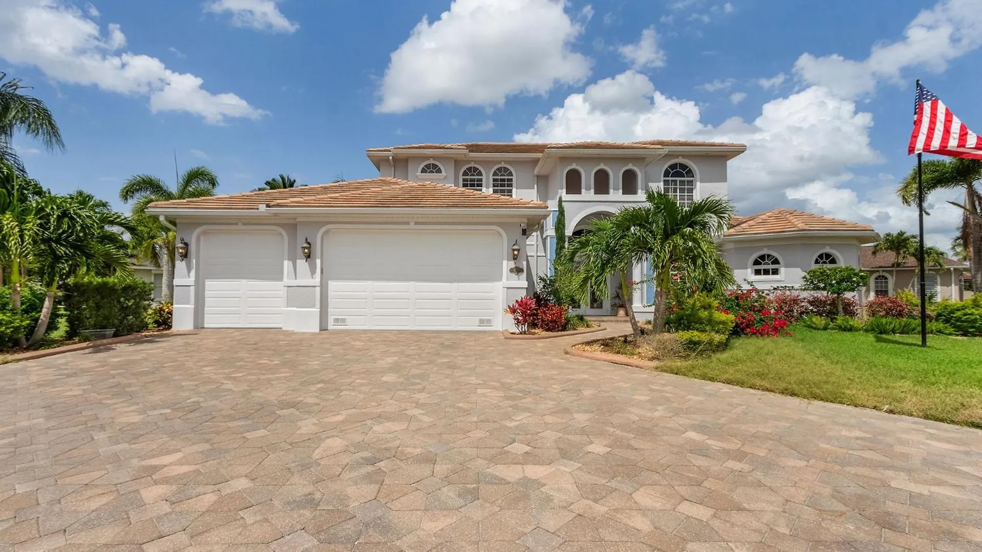 Game With Pool Table, Heated Pool, Gorgeous View & Gulf Access - Memories - Roelens * Cape Coral