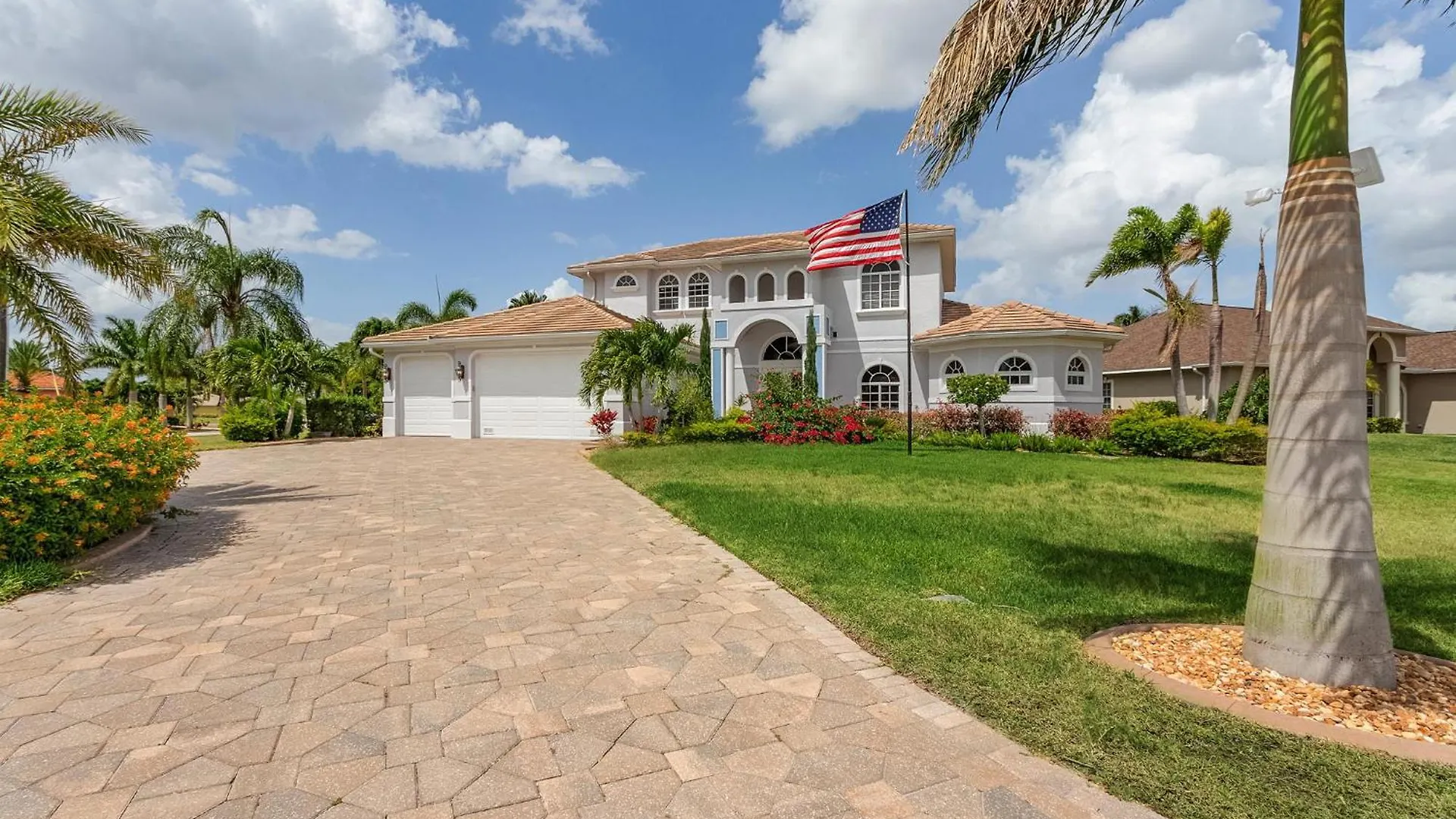 Game With Pool Table, Heated Pool, Gorgeous View & Gulf Access - Memories - Roelens
