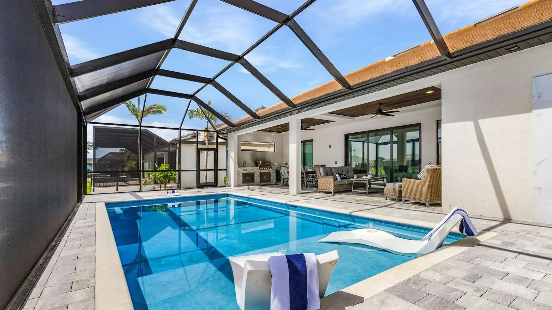 Southern Exposure Heated Pool, Tranquility By The Seas- Roelens Vacations * Cape Coral