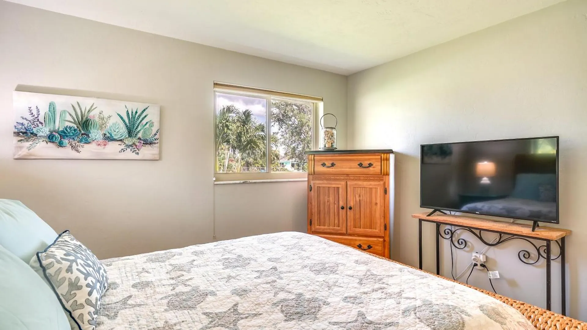 Holiday home Waterfront Oasis With Boat Dock And Lanai! *