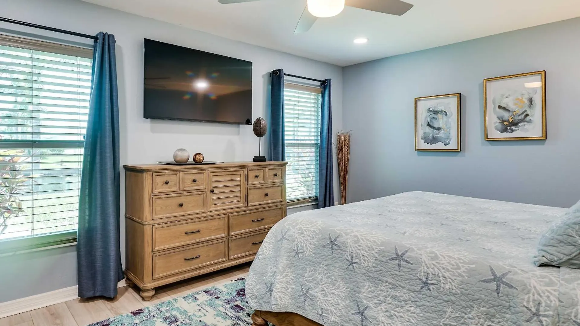 Family With Outdoor Oasis In Cape Coral! * Cape Coral