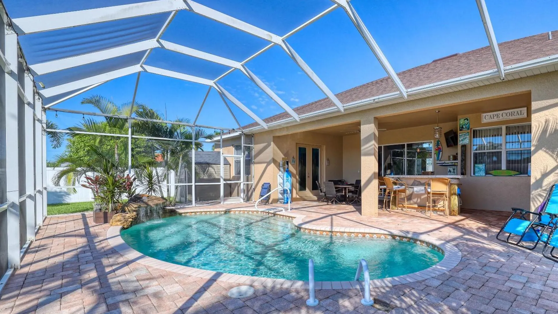 Seaside Escape: Gulf-front Paradise With Boat Lift Holiday home