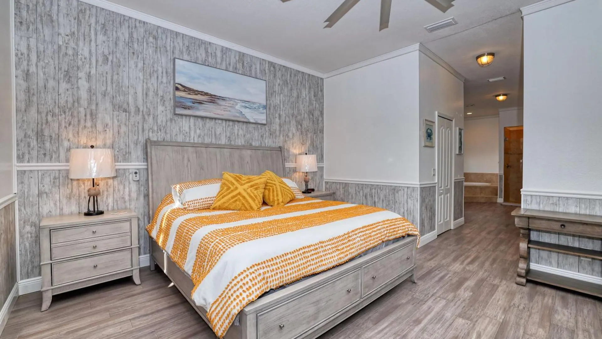 Seaside Escape: Gulf-front Paradise With Boat Lift Holiday home