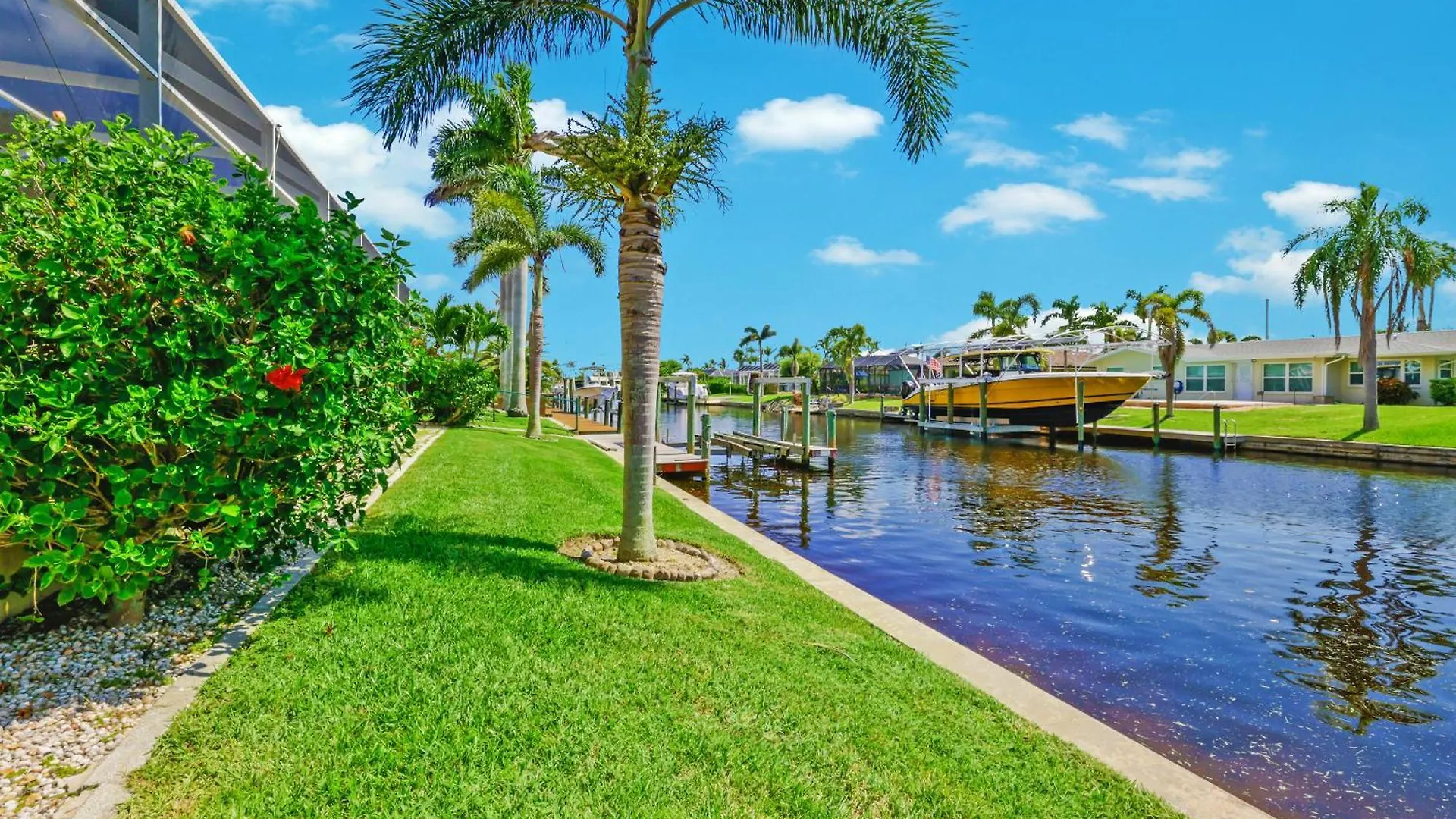 Holiday home Quiet And Relaxing Waterfront Paradise With Direct Access To The Gulf Of Mexico, Just For Sun