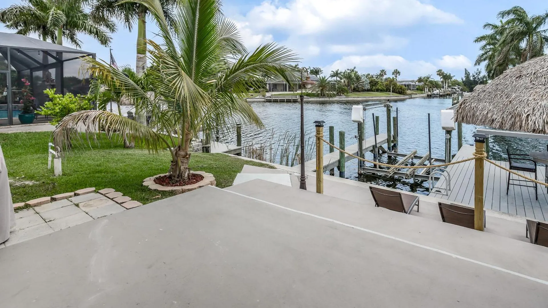 Capeside Retreat Holiday home Cape Coral