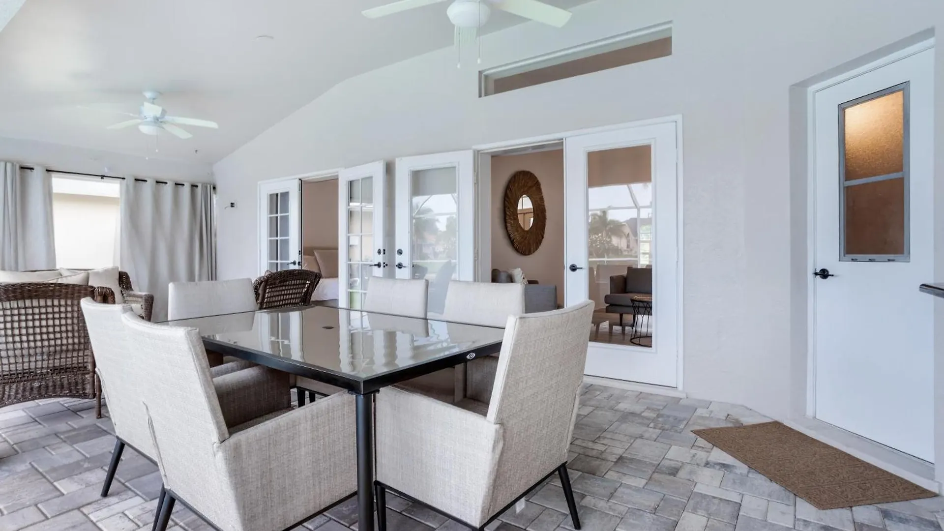 Capeside Retreat Holiday home Cape Coral
