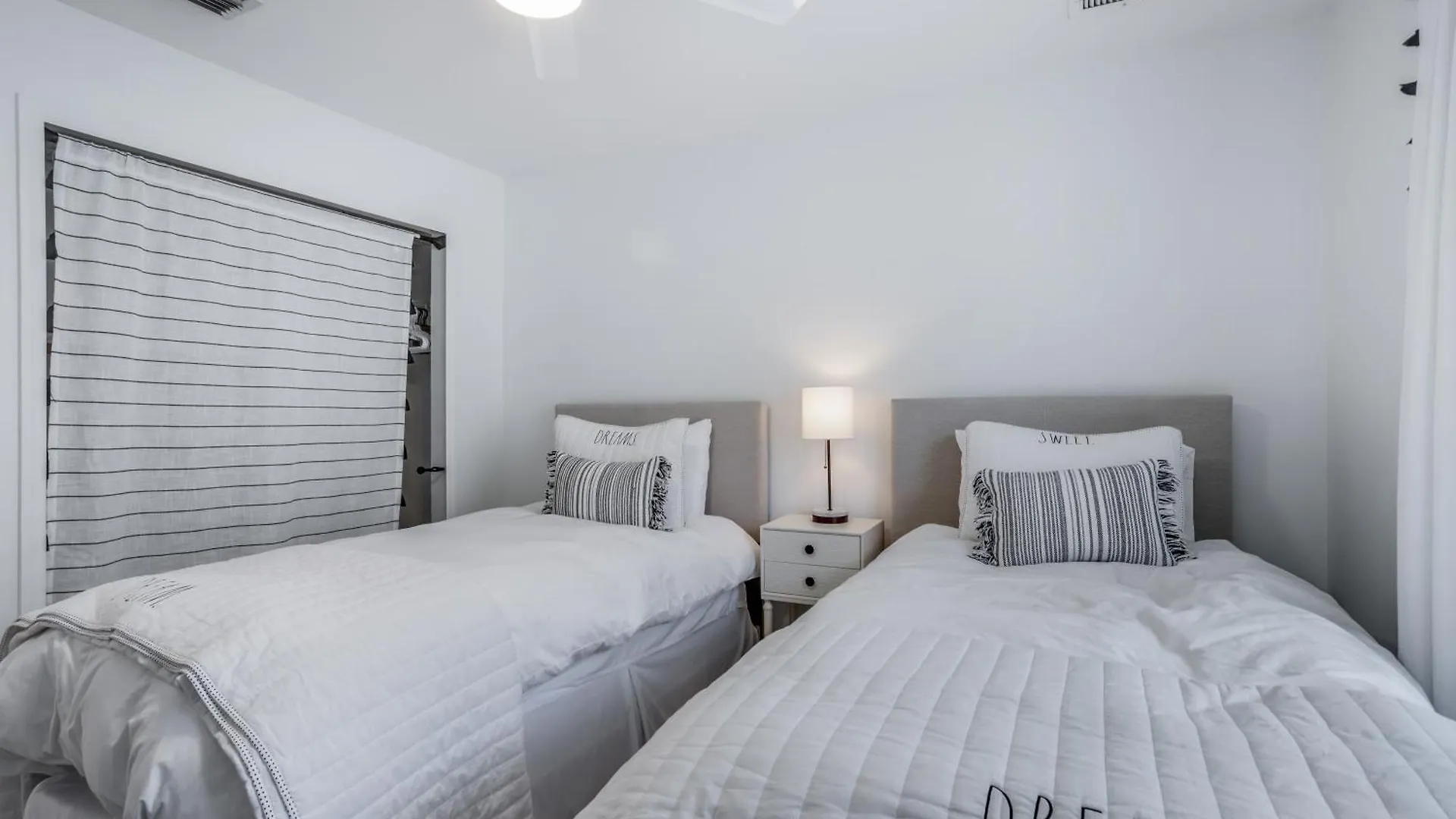 Capeside Retreat Holiday home Cape Coral