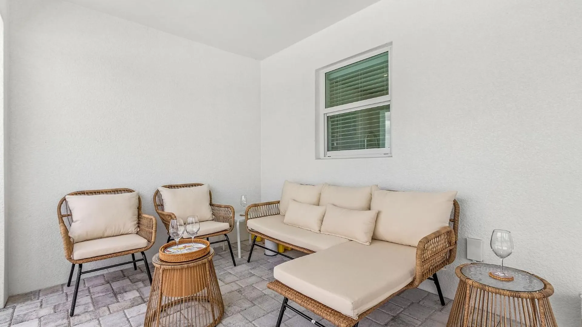 Brand New Home, Heated Pool, Sleeps 8 - Kayo Kosta - Roelens Vacations Holiday home Cape Coral