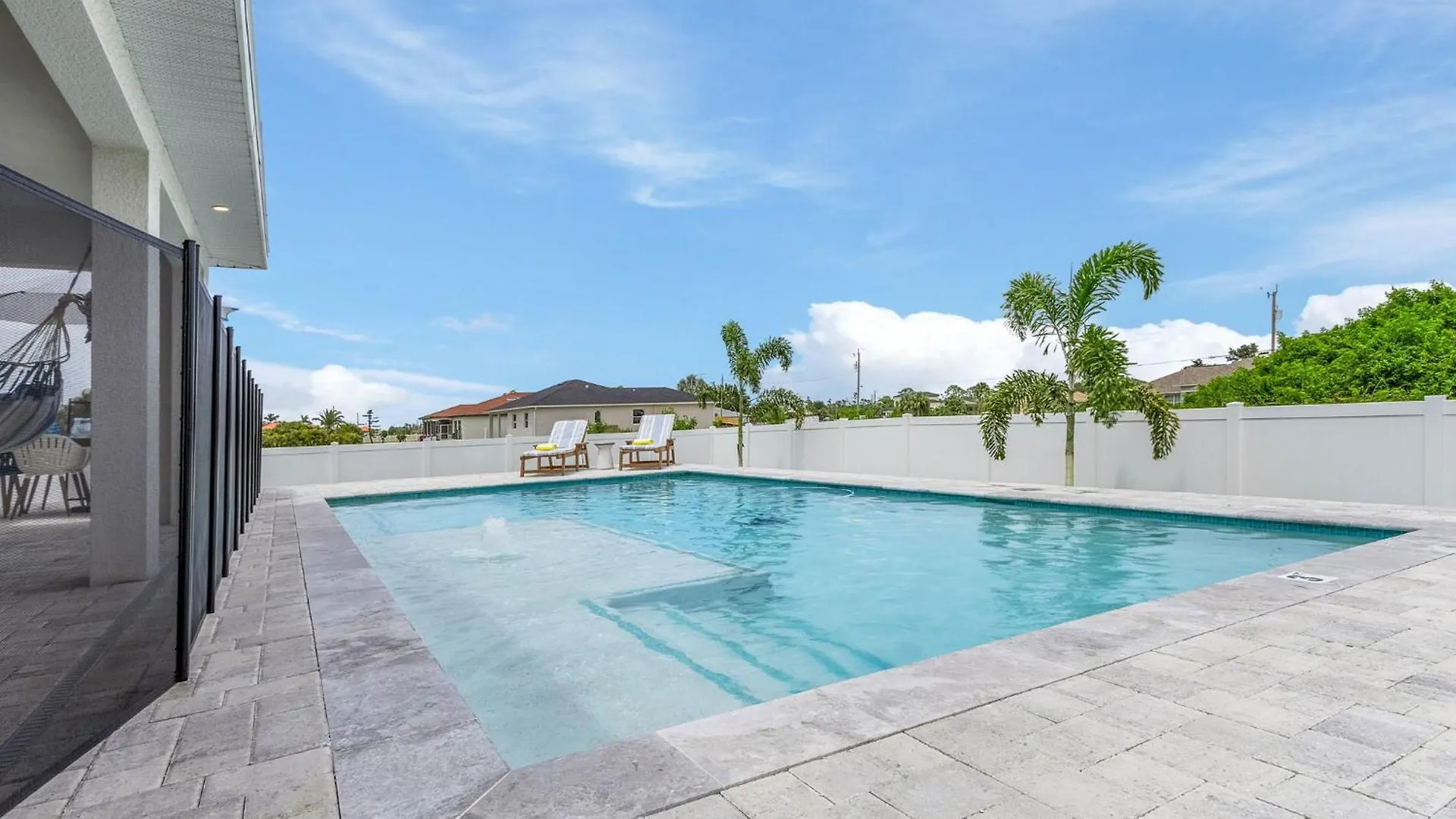 Brand New Home, Heated Pool, Sleeps 8 - Kayo Kosta - Roelens Vacations Holiday home Cape Coral