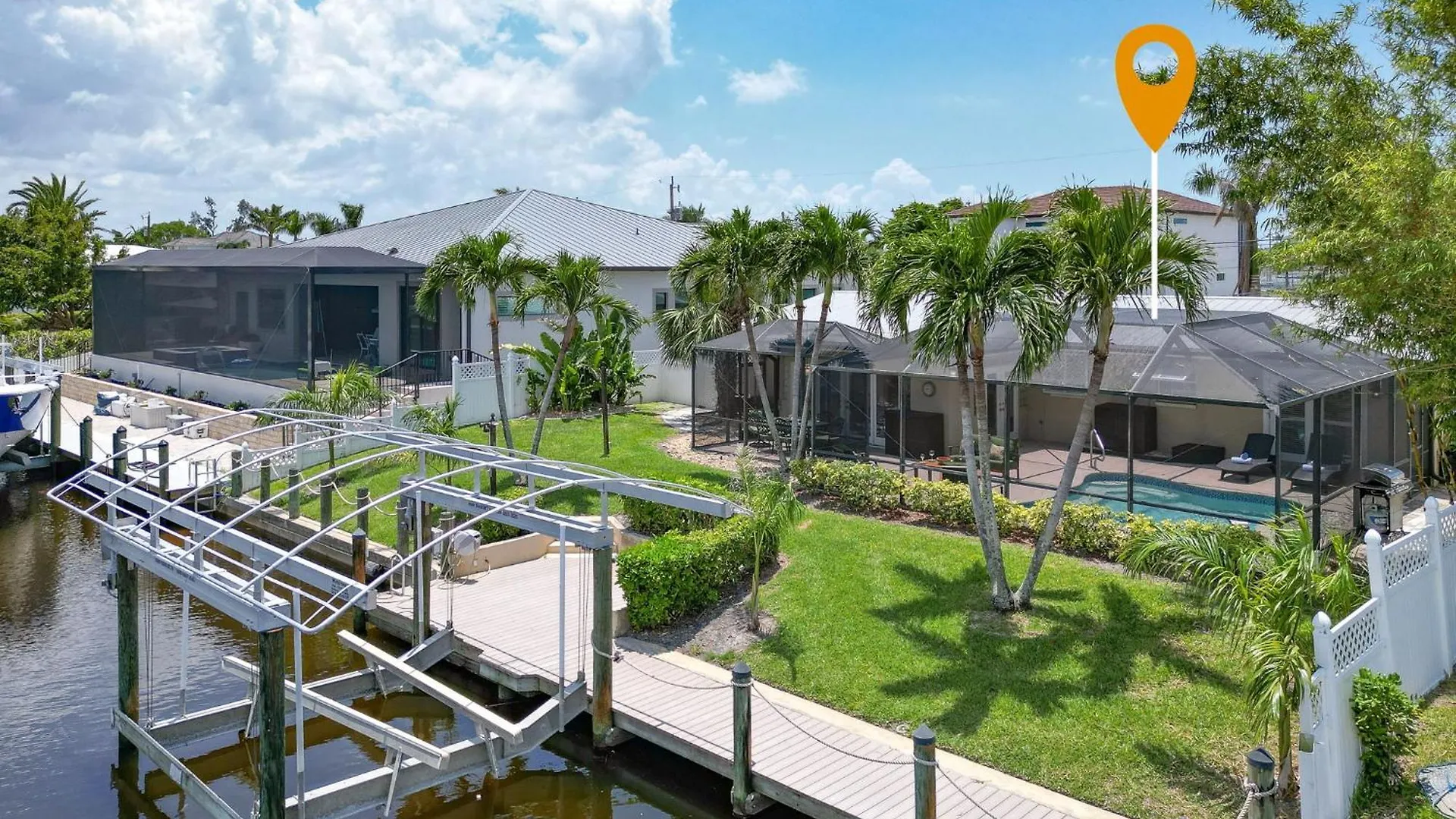 Gulf Access, Heated Pool, Bicycles, Sleeps 8 - Jewel Box - Roelens Vacations Holiday home *