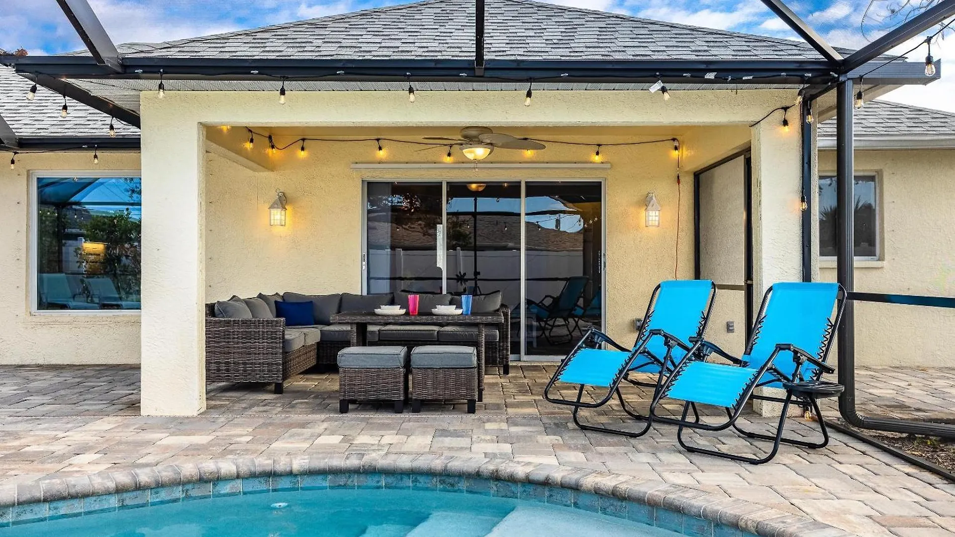 Holiday home Salt Water Heated Pool, Sleeps 6 - Soak Up The Sun - Roelens Vacations *